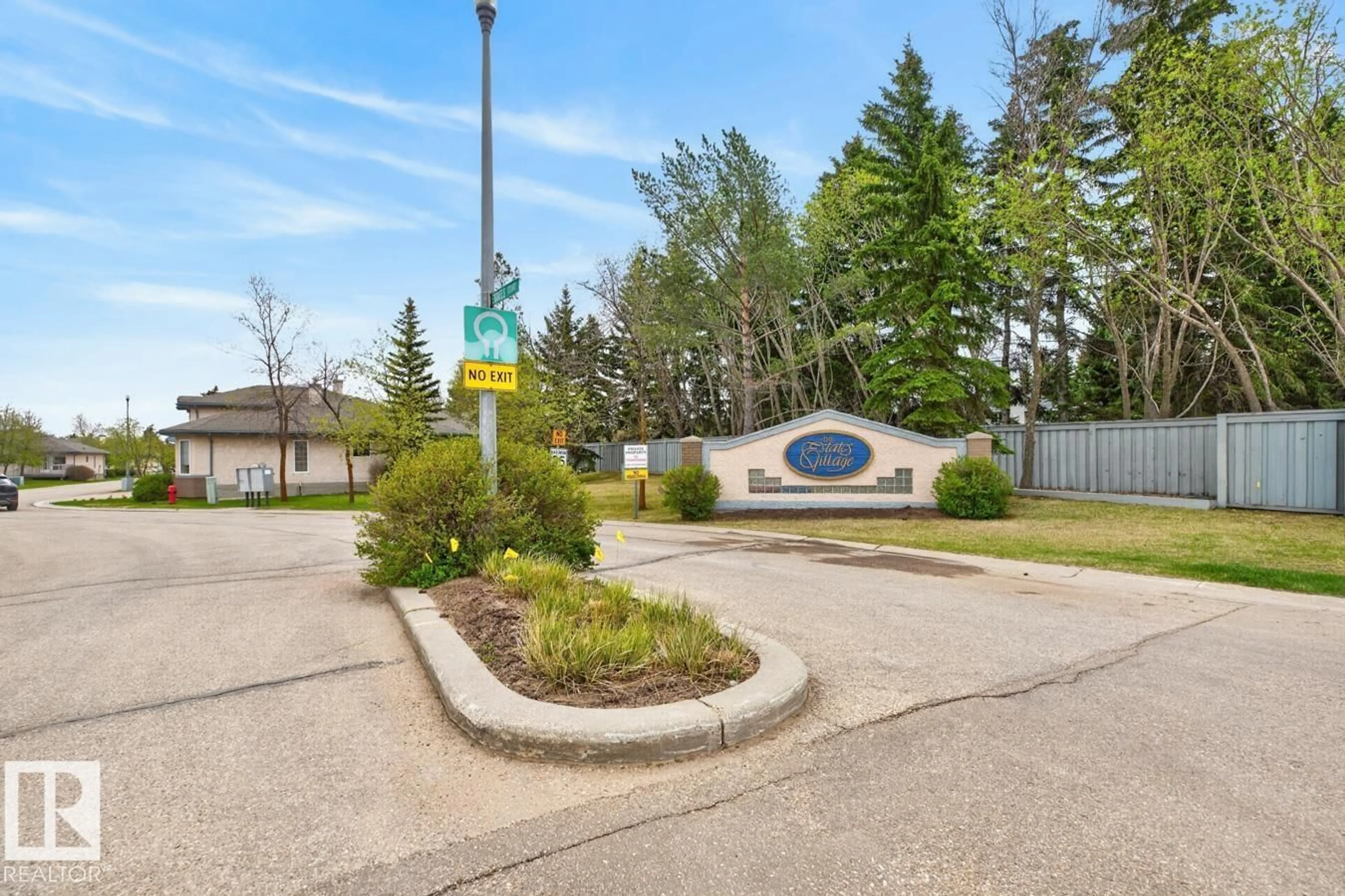 Unknown for 26 ESTATES CT, Sherwood Park Alberta T8B1M9