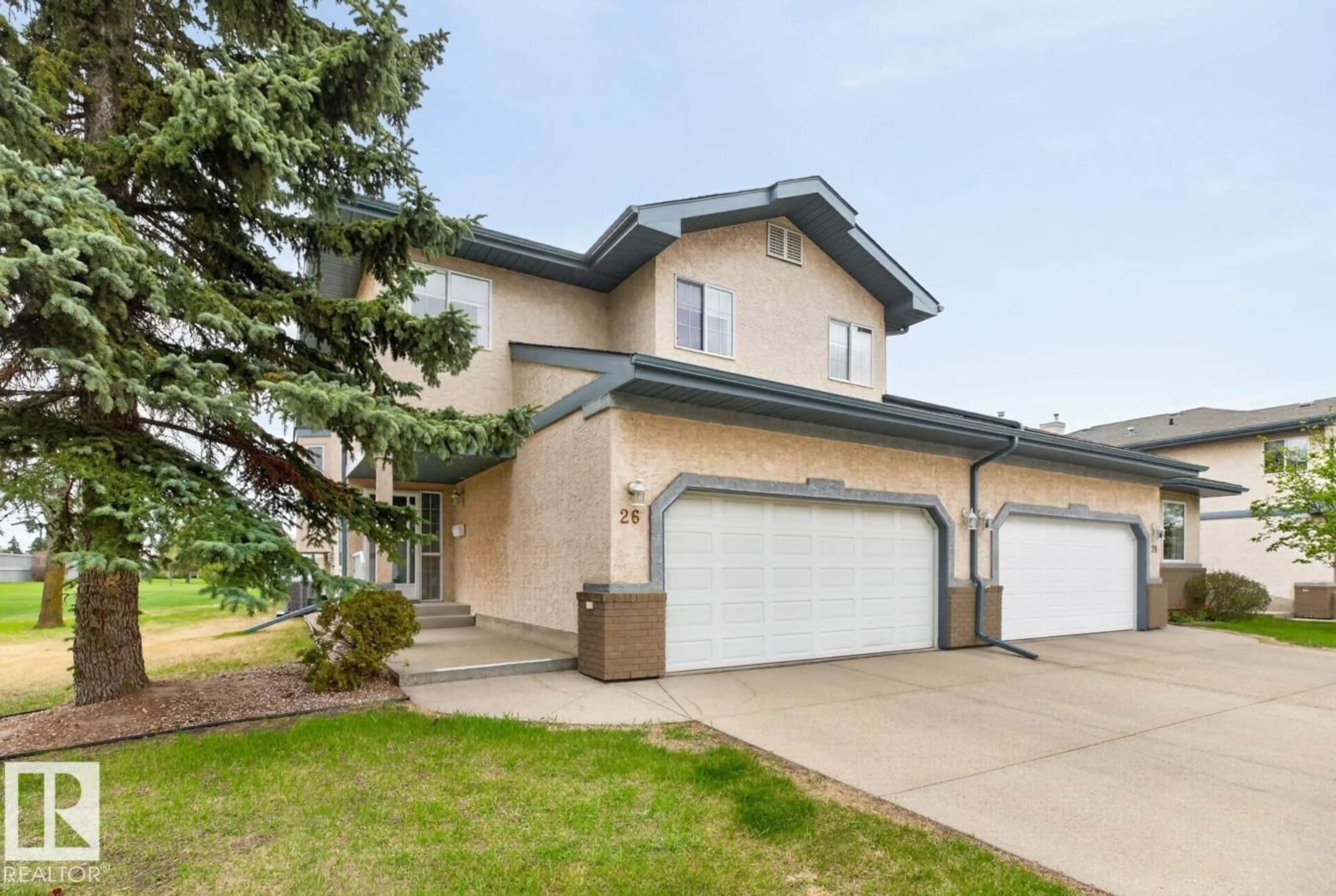Home with vinyl exterior material, street for 26 ESTATES CT, Sherwood Park Alberta T8B1M9