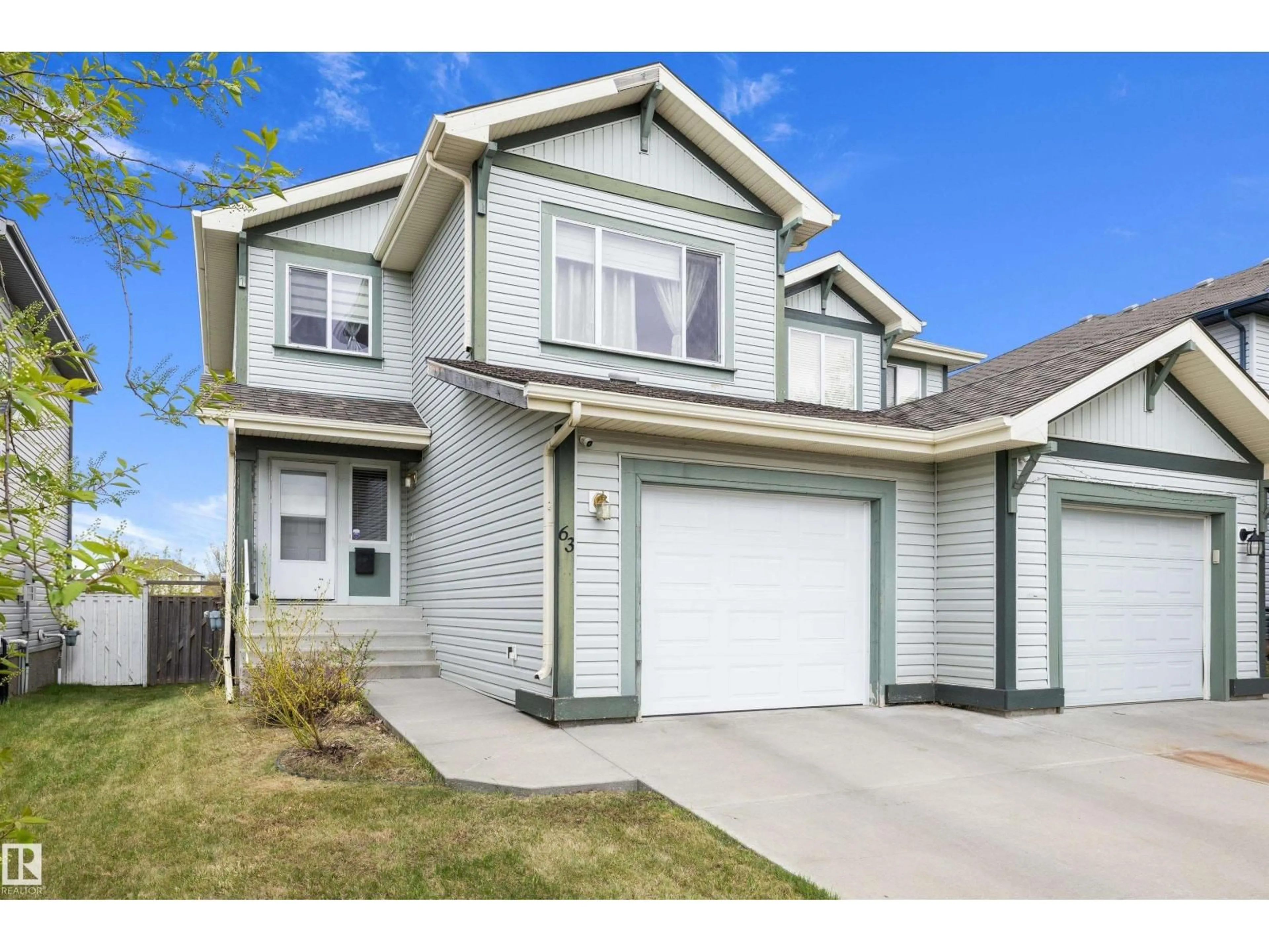 Home with vinyl exterior material, street for 63 SUMMERTON ST, Sherwood Park Alberta T8H2V3