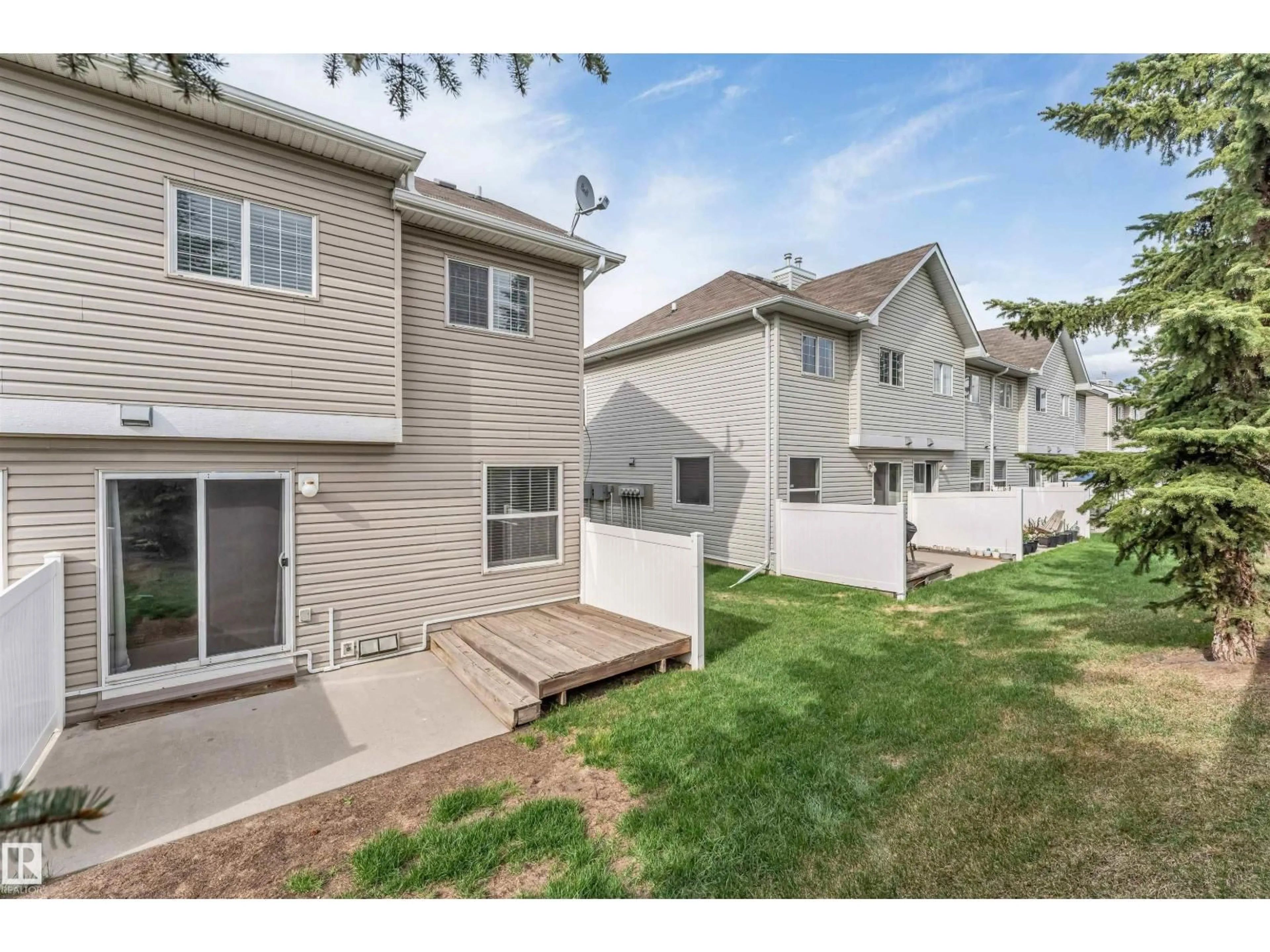 Patio, street for #135 - 150 EDWARDS DR, Edmonton Alberta T6X1M4