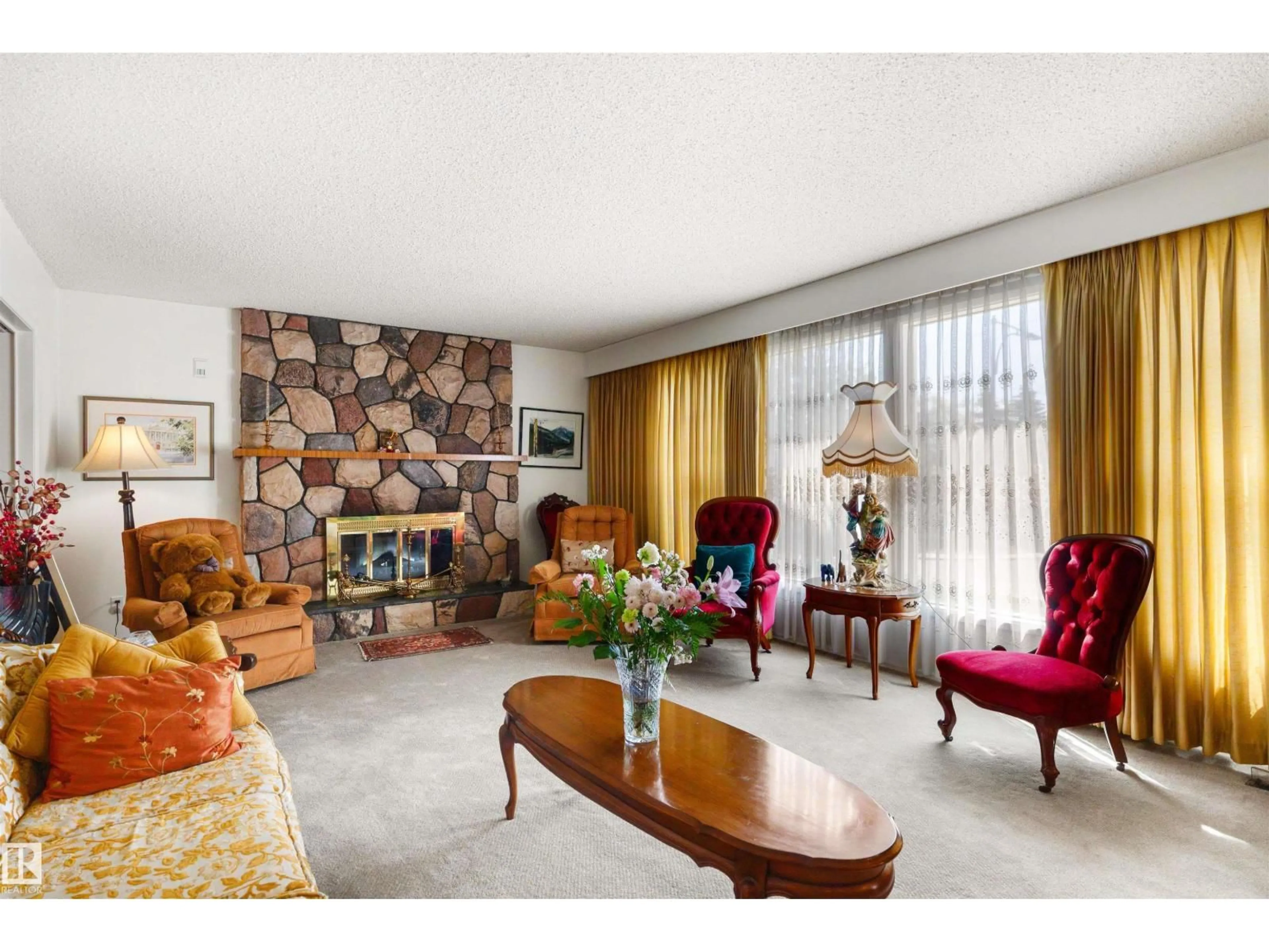 Living room with furniture, unknown for 13504 81 AV, Edmonton Alberta T5R3N5