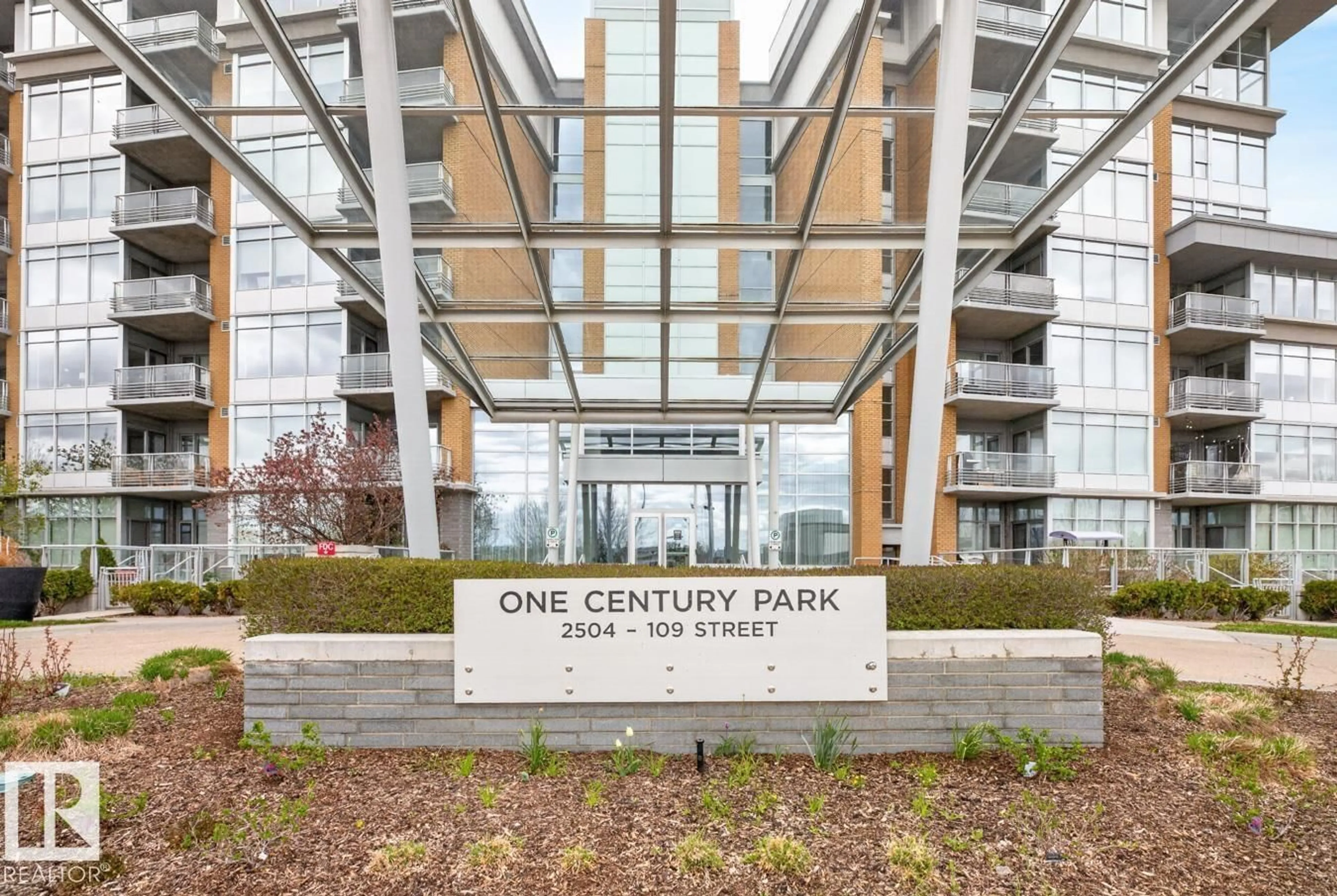 Indoor foyer for 407 - 2504 109 ST, Edmonton Alberta T6J2H3