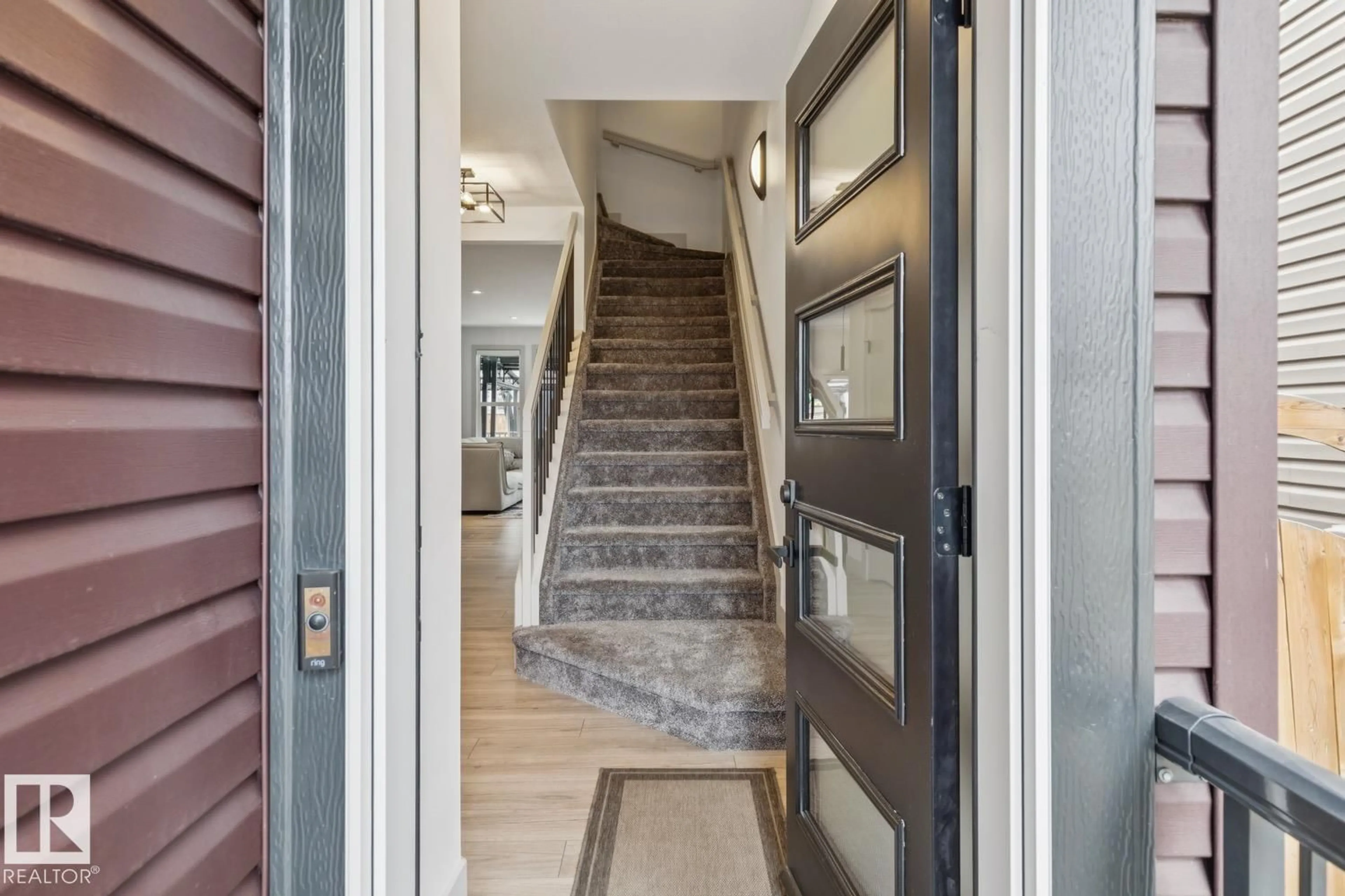 Indoor entryway for NW - 17618 63A ST, Edmonton Alberta T5Y0Y8