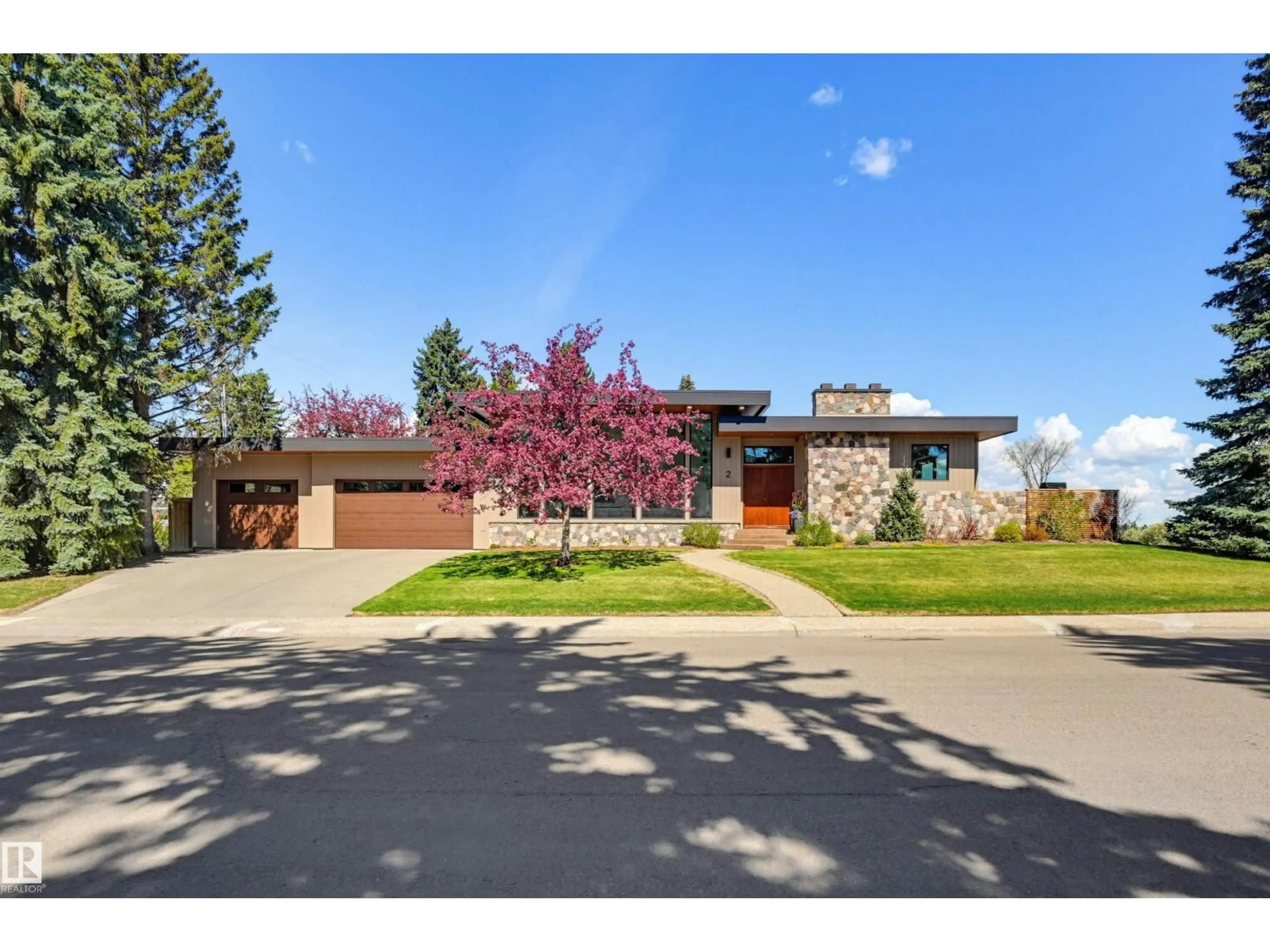 Home with brick exterior material, street for 2 VALLEYVIEW CR, Edmonton Alberta T5R5S4