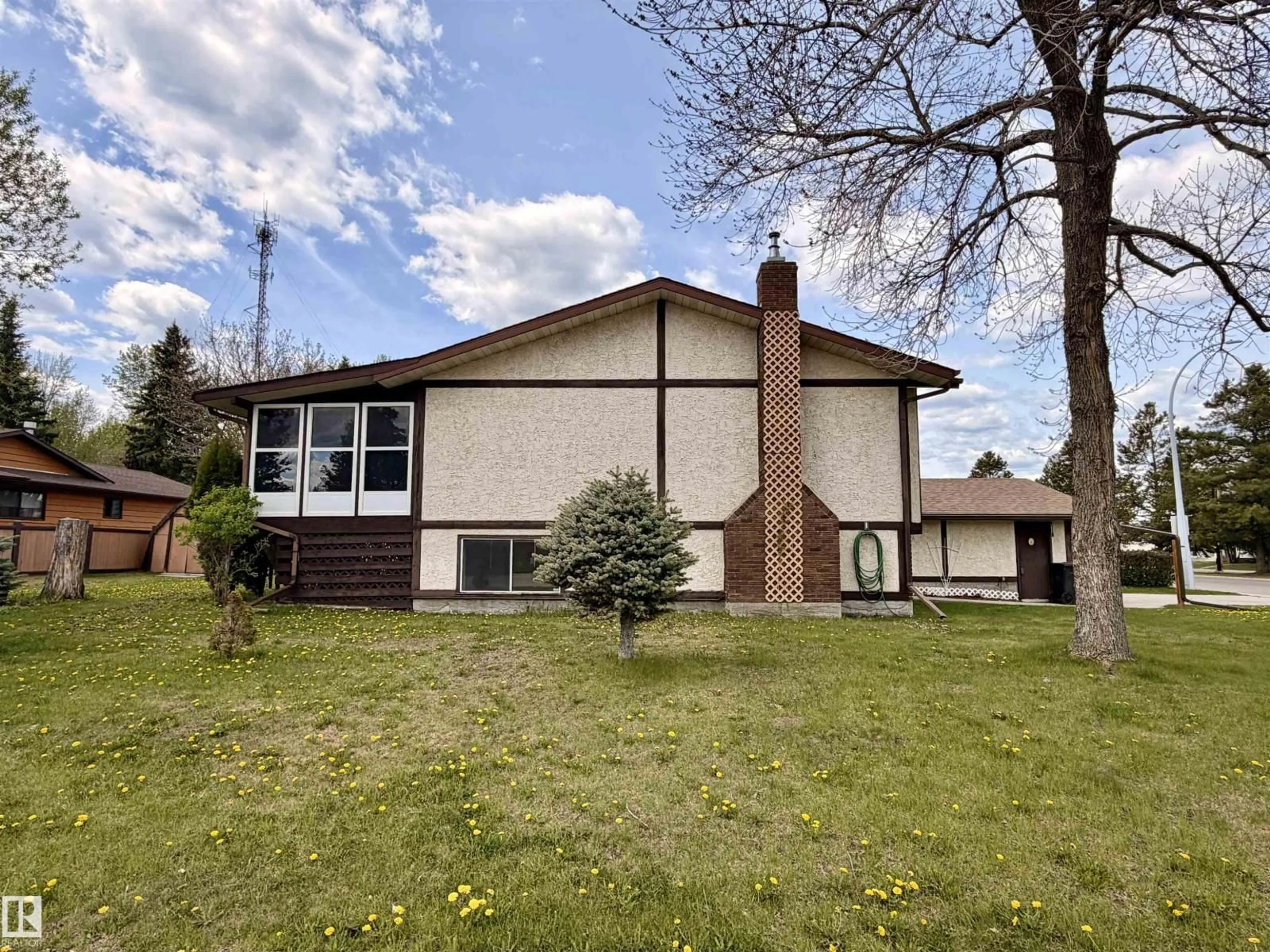 Unknown for 4521 42 AV, Drayton Valley Alberta T7A1G5
