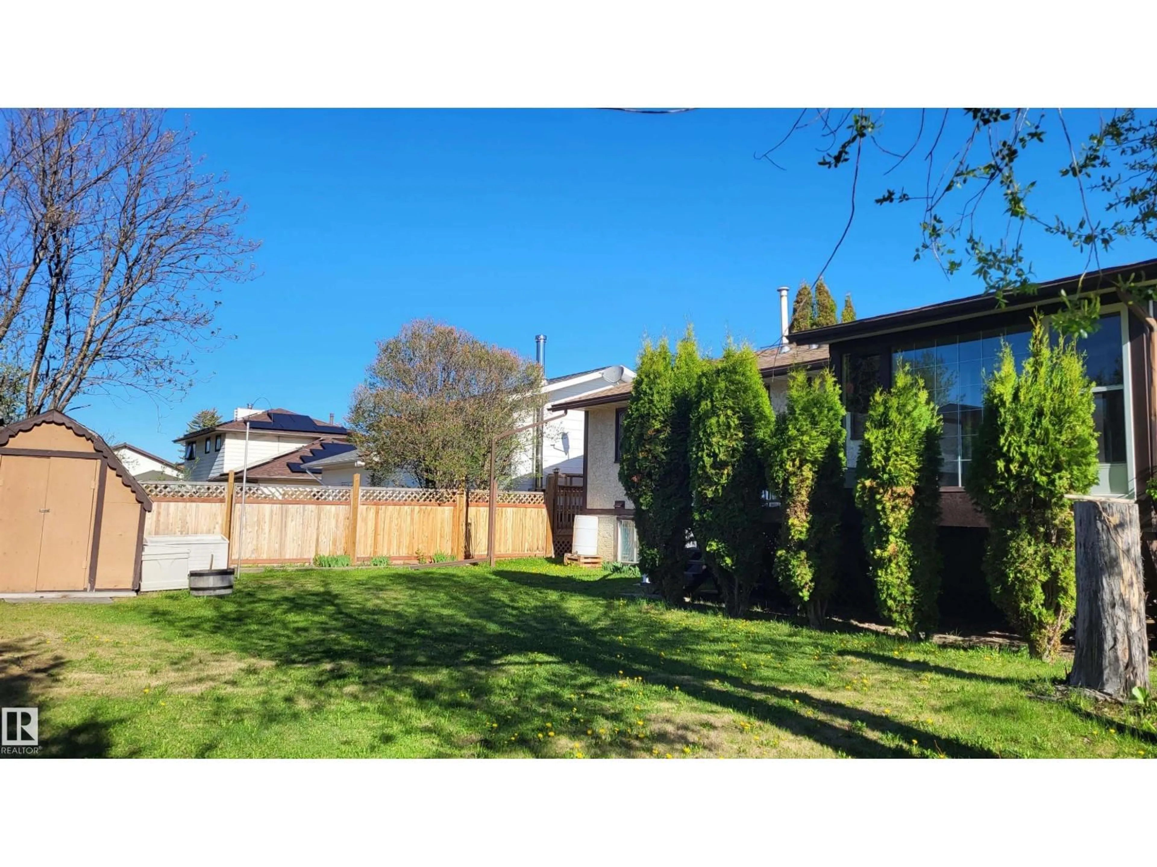 A pic from outside/outdoor area/front of a property/back of a property/a pic from drone, street for 4521 42 AV, Drayton Valley Alberta T7A1G5