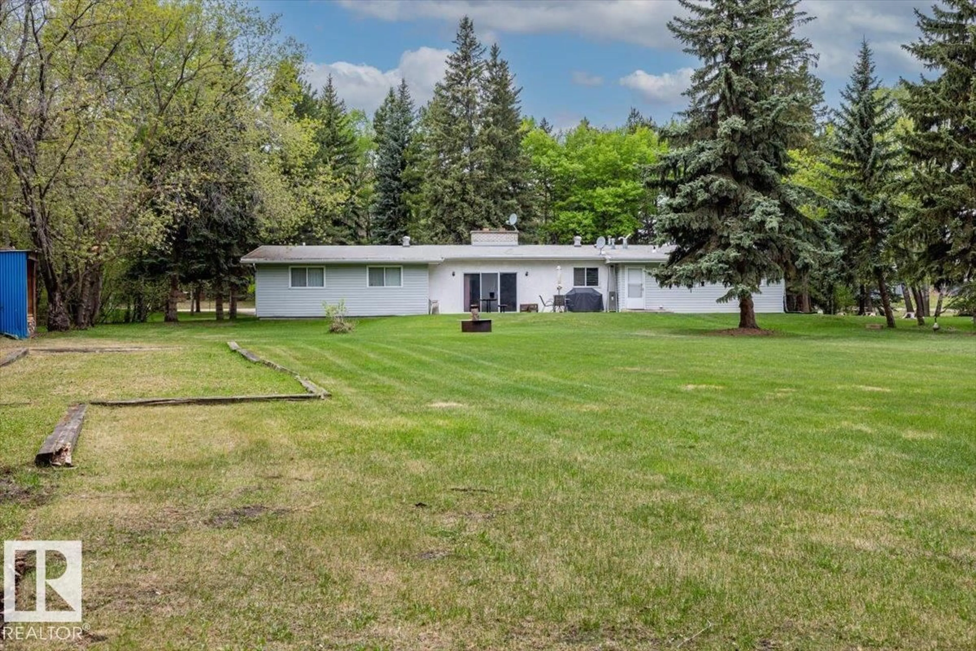Unknown for NW - 4411 209 ST, Edmonton Alberta T6M2P3