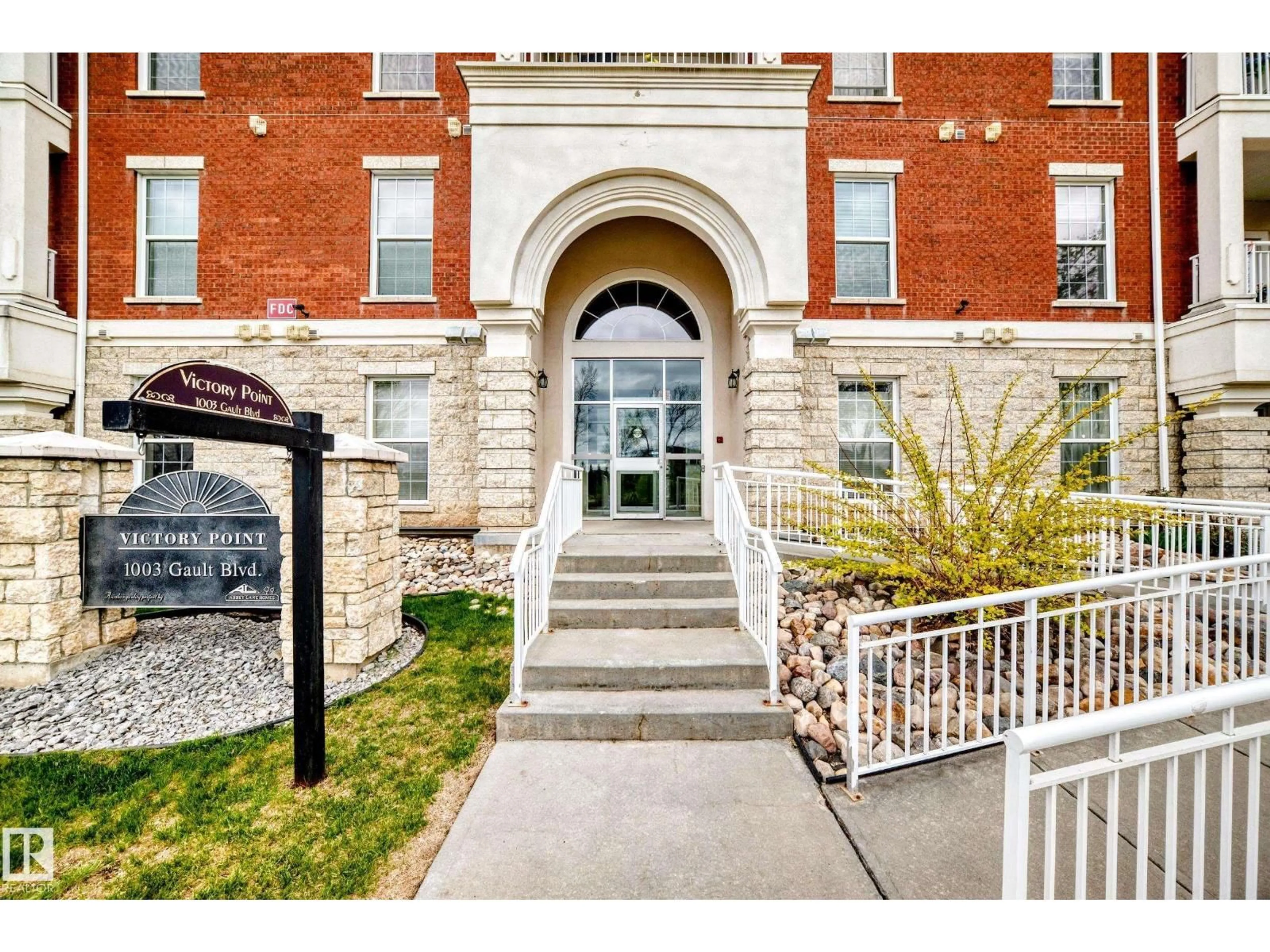 Indoor foyer for #309 - 1003 GAULT BV, Edmonton Alberta T5E4H5