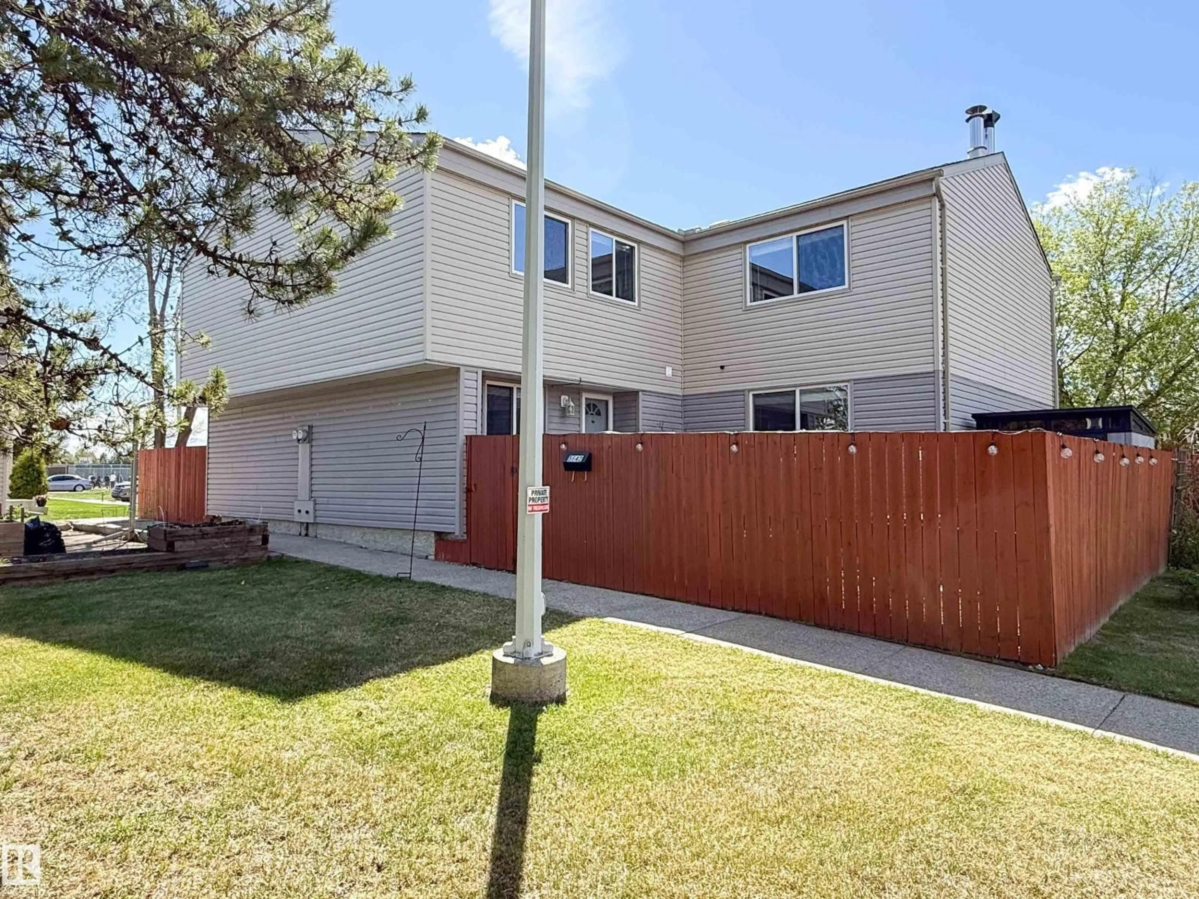 Unknown for NW - 5642 148 ST, Edmonton Alberta T6H4T8