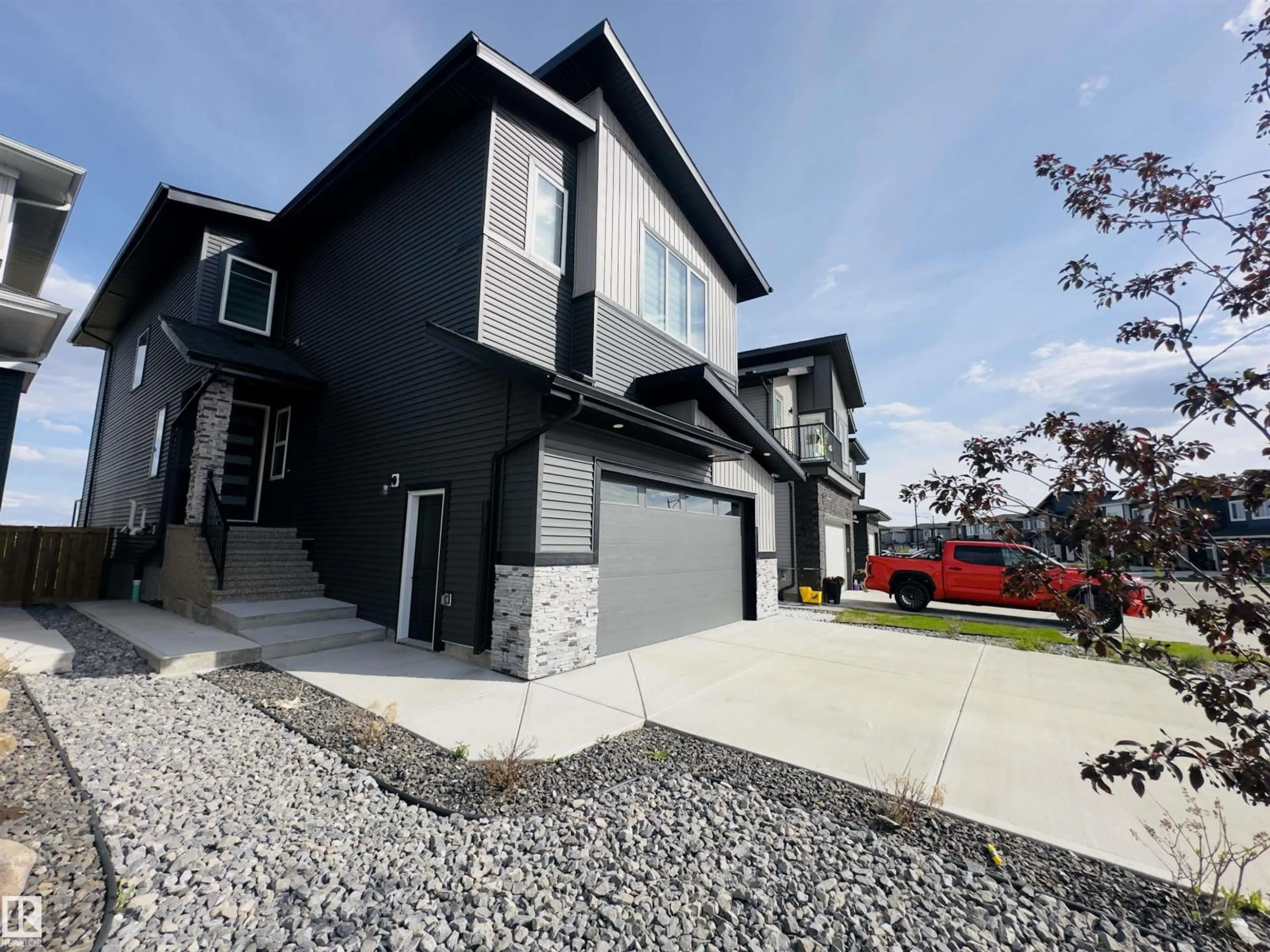 Unknown for NW - 17315 68 ST, Edmonton Alberta T5Z0W4
