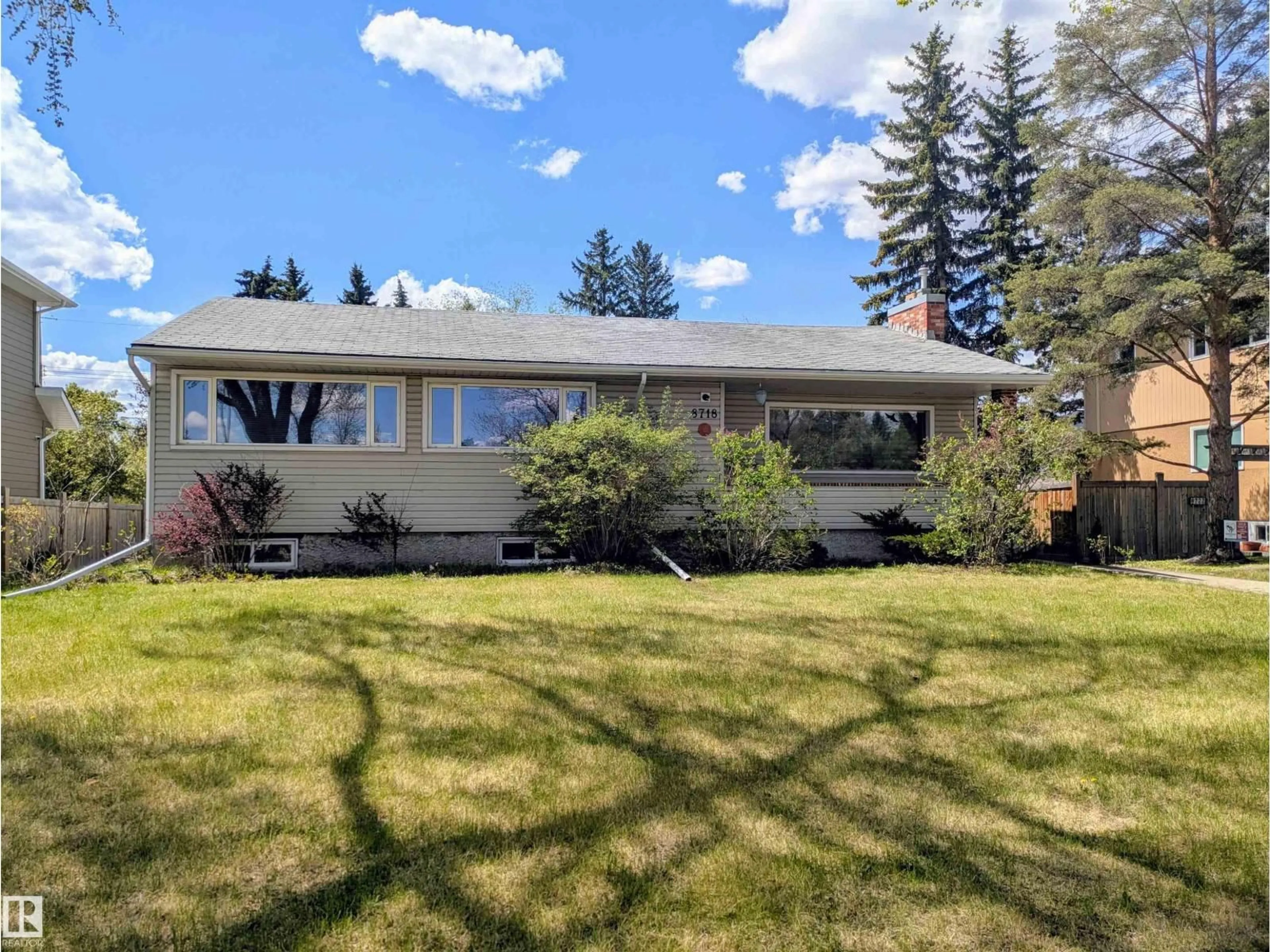 A pic from outside/outdoor area/front of a property/back of a property/a pic from drone, unknown for NW - 8718 119 ST, Edmonton Alberta T6G1W8