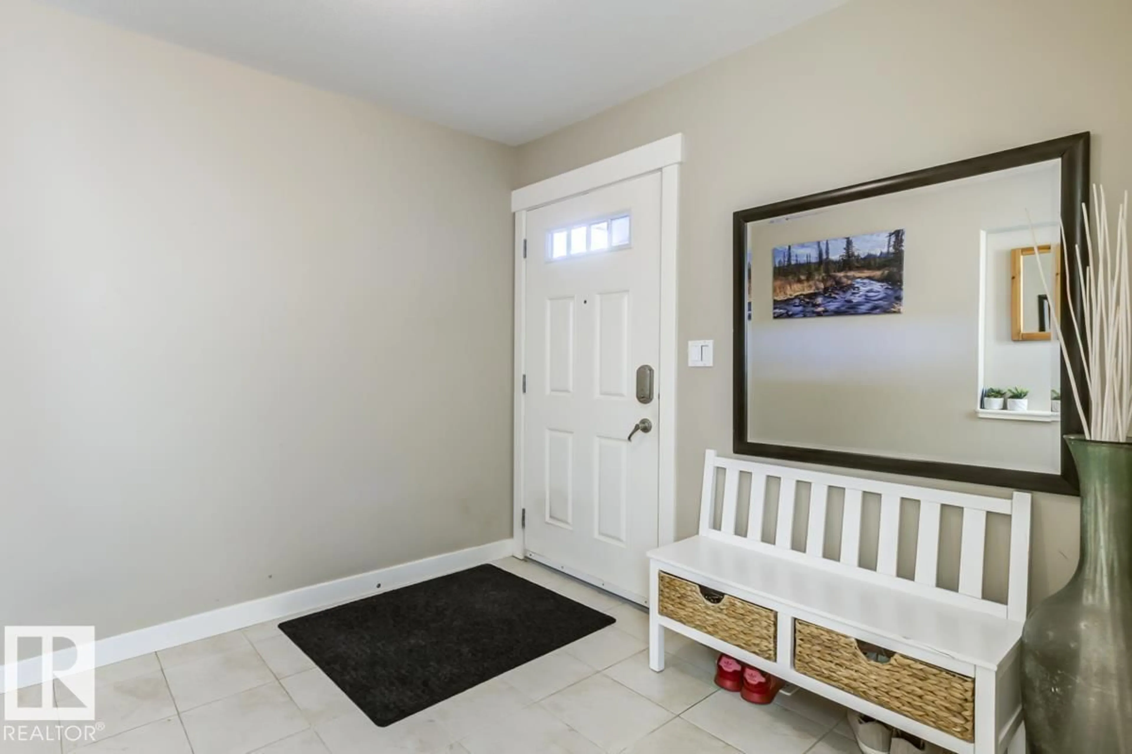 Indoor entryway for NW - 2339 WARE CR, Edmonton Alberta T6W2W5