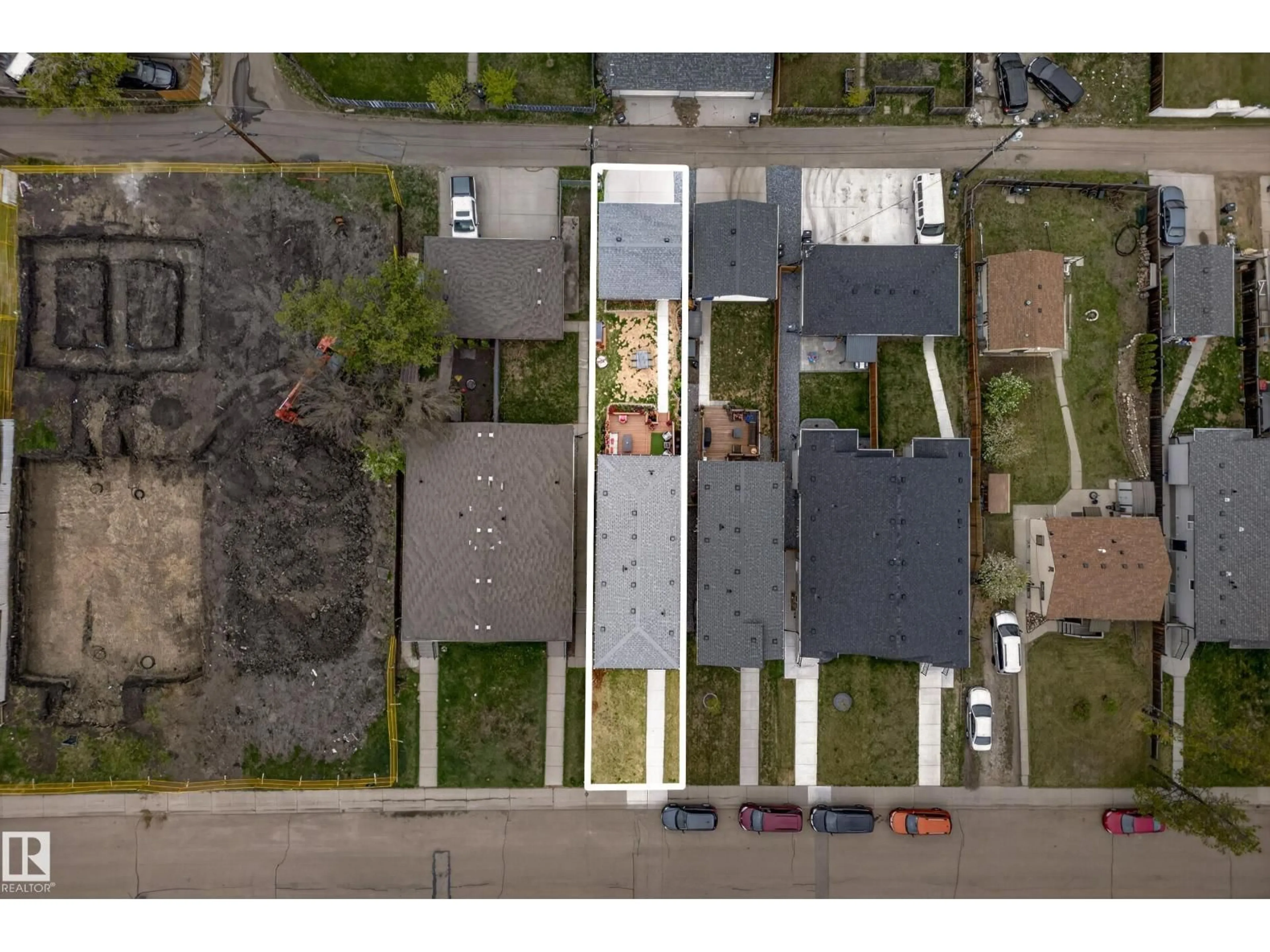 A pic from outside/outdoor area/front of a property/back of a property/a pic from drone, street for NW - 10326 160 ST, Edmonton Alberta T5P3G3