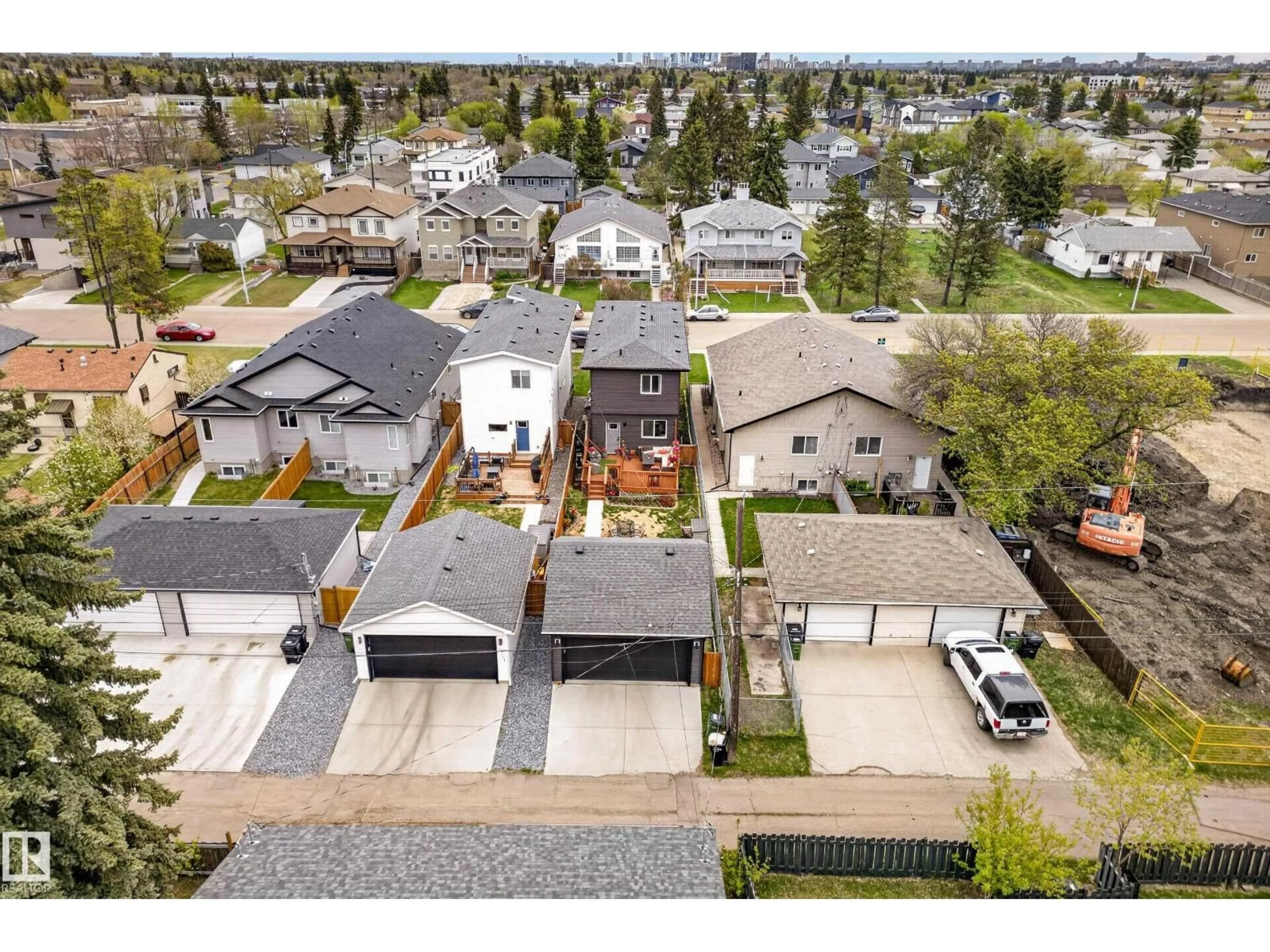 A pic from outside/outdoor area/front of a property/back of a property/a pic from drone, street for NW - 10326 160 ST, Edmonton Alberta T5P3G3