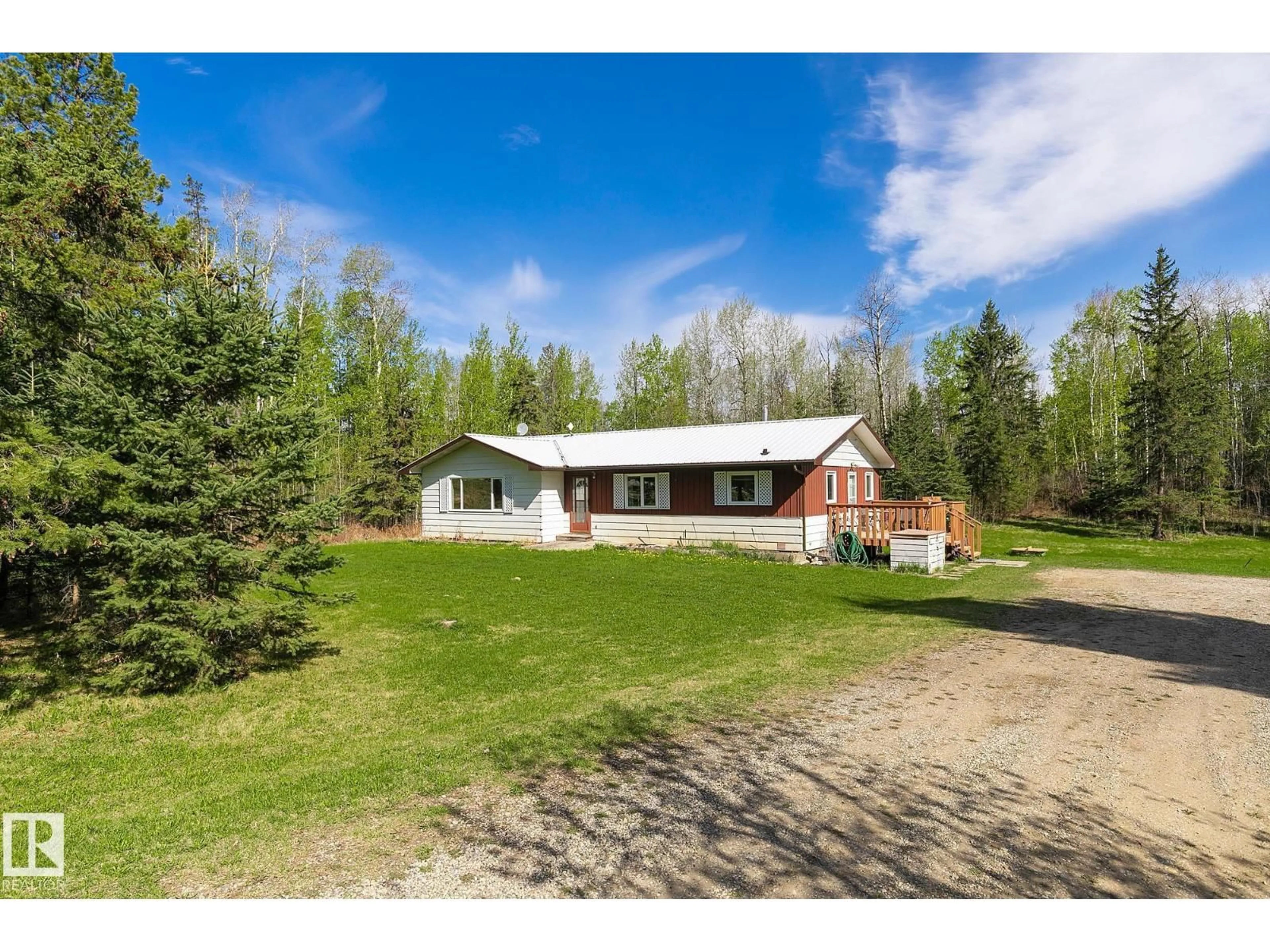 A pic from outside/outdoor area/front of a property/back of a property/a pic from drone, unknown for 2322 TWP ROAD 540, Rural Lac Ste. Anne County Alberta T0E1V0