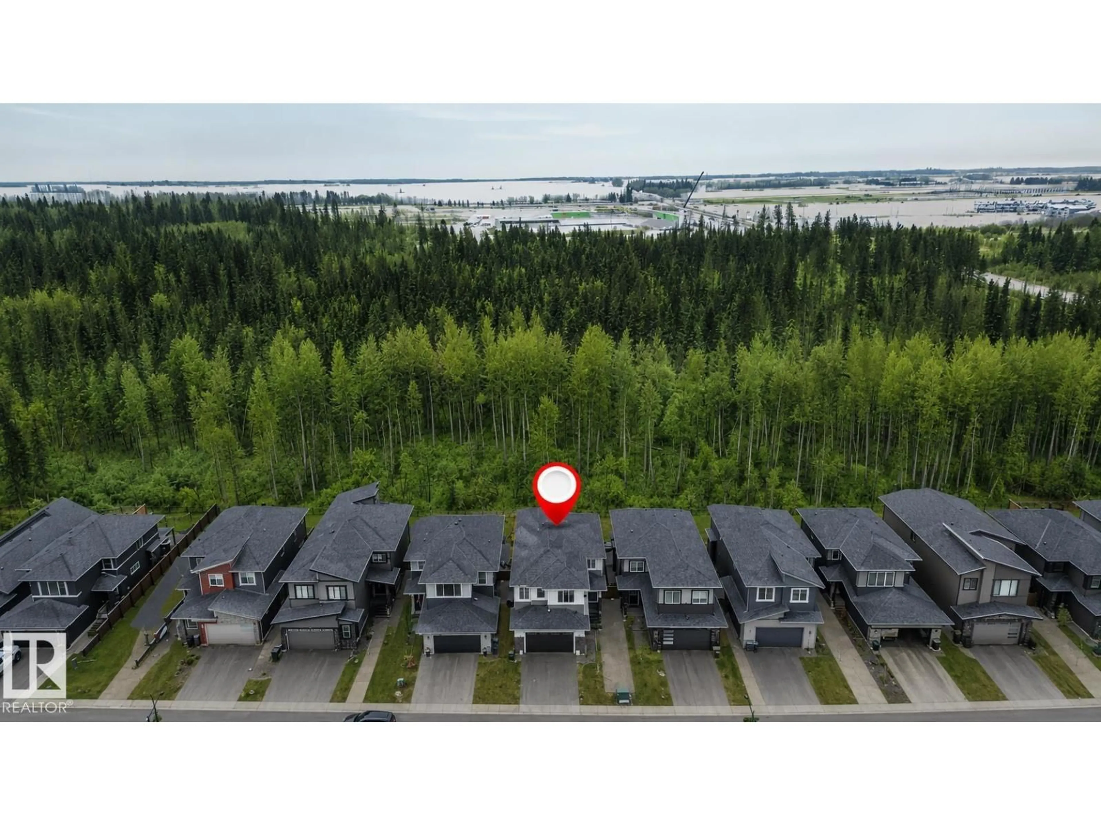 A pic from outside/outdoor area/front of a property/back of a property/a pic from drone, unknown for 37 BRUNSWYCK CR, Spruce Grove Alberta T7X0Y9
