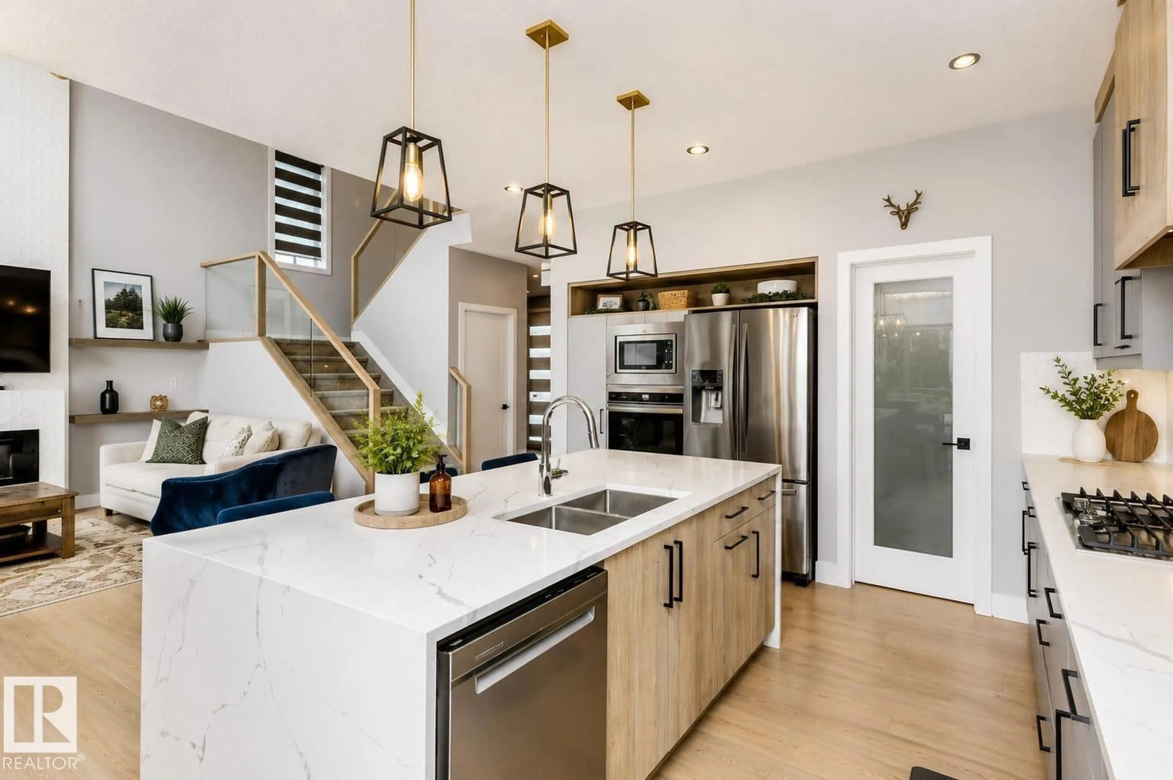 Contemporary kitchen, ceramic/tile floor for 37 BRUNSWYCK CR, Spruce Grove Alberta T7X0Y9