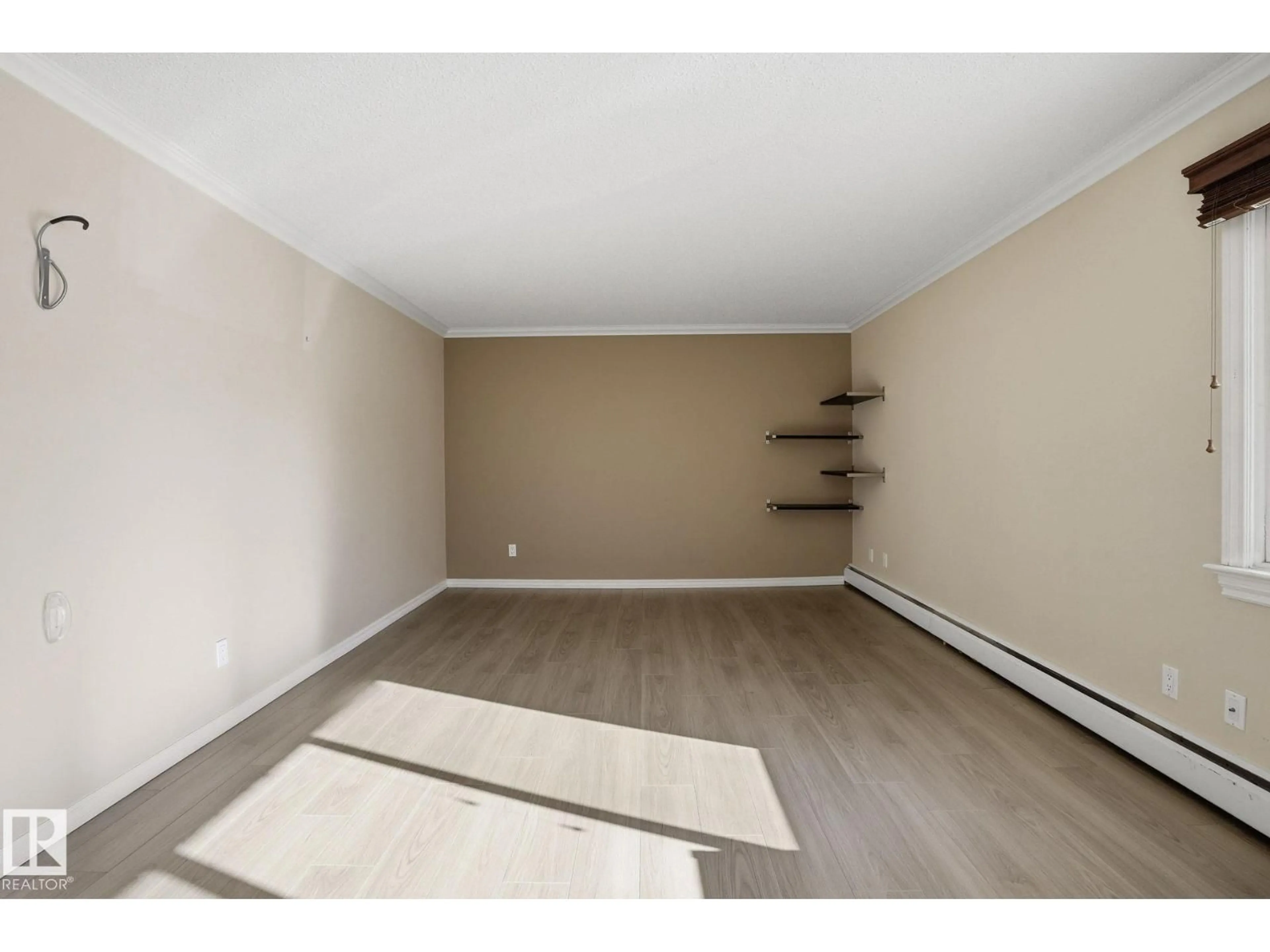 A pic of a room for 202 - 10555 83 AV, Edmonton Alberta T6E2E1