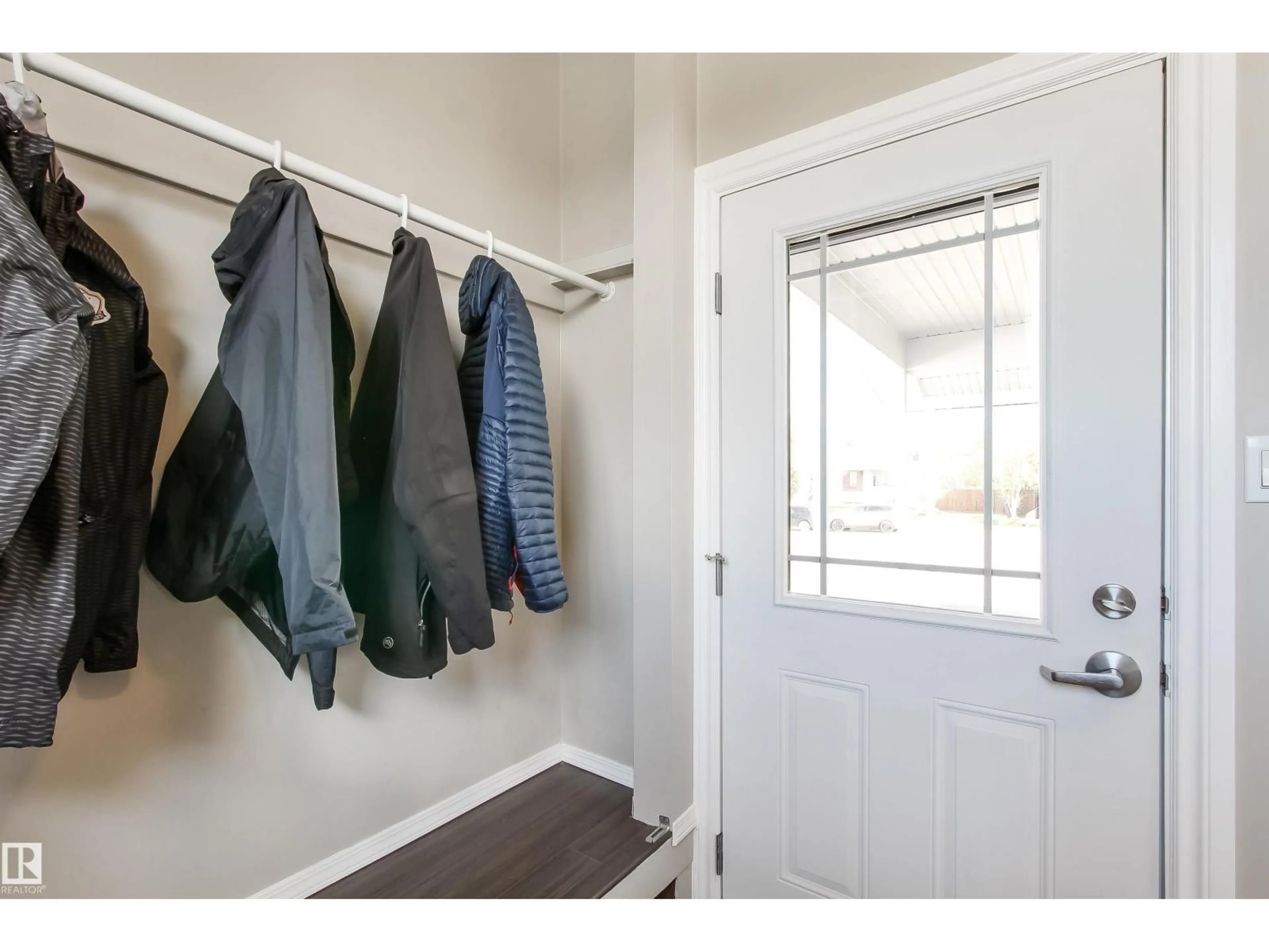 Indoor entryway for 803 12 AV, Cold Lake Alberta T9M1H6