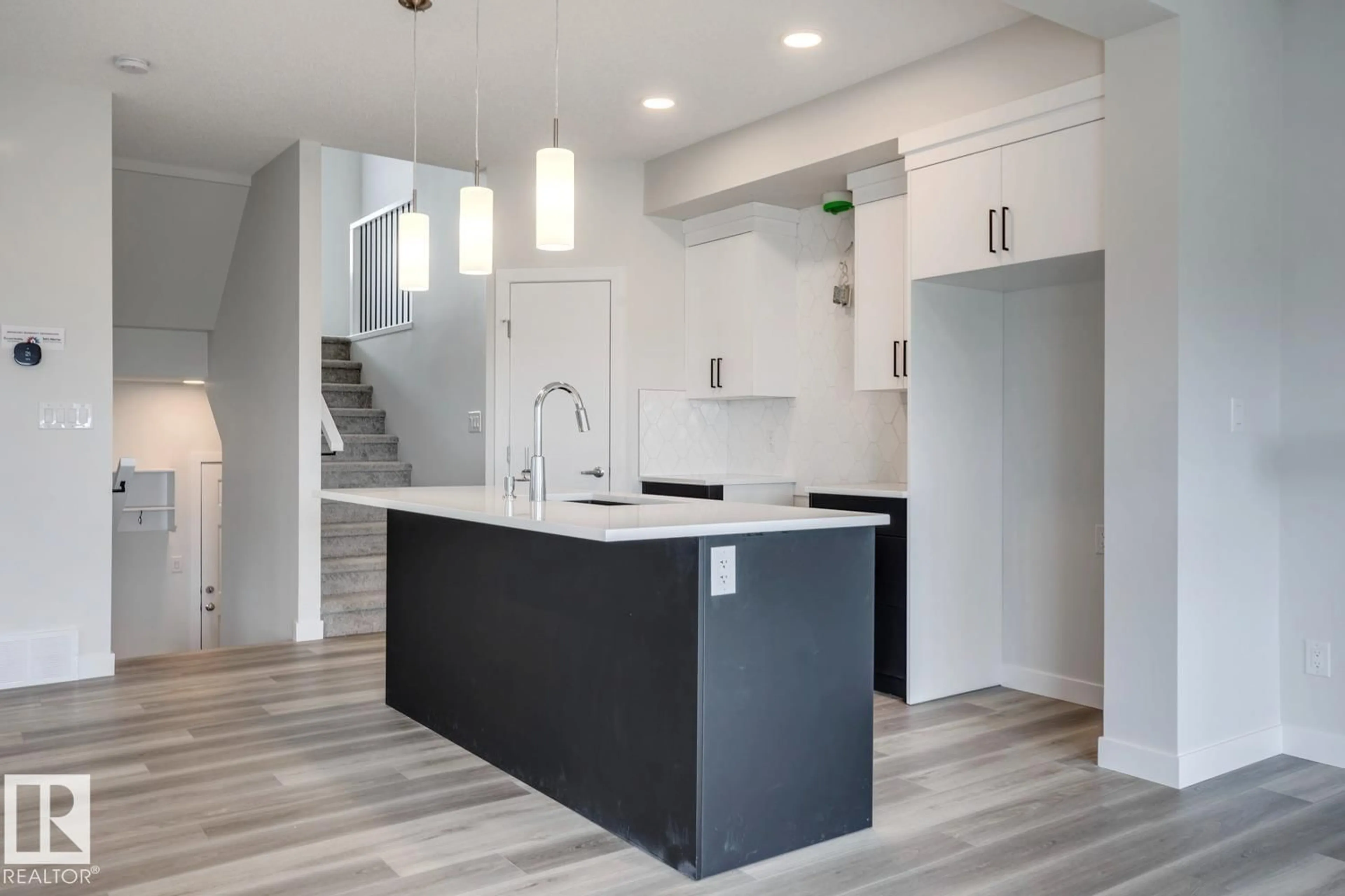 Open concept kitchen, unknown for 308 BRAE WY, Leduc Alberta T5P4P4