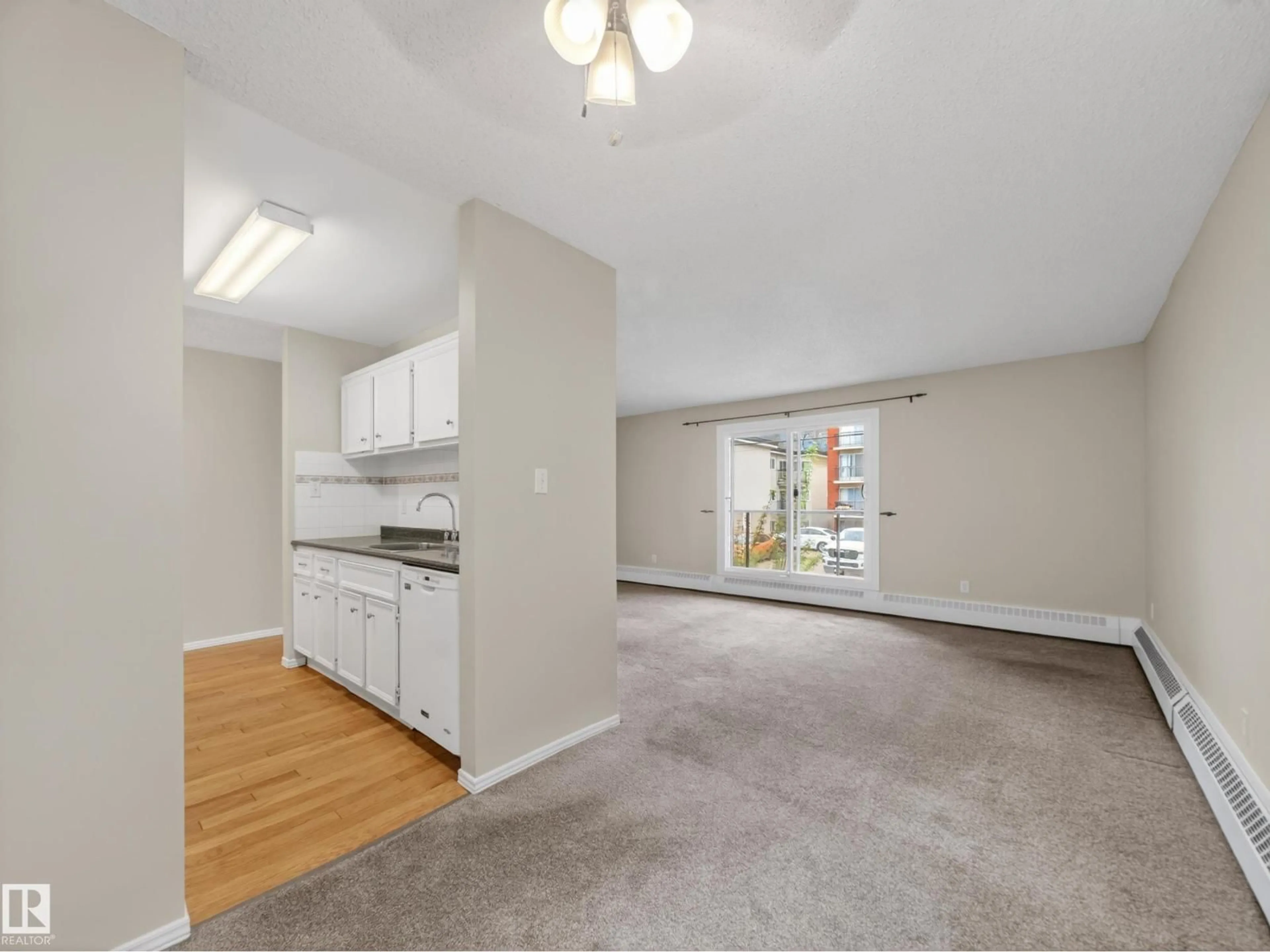 A pic of a room for #204 - 10731 84 AV, Edmonton Alberta T6E2H8