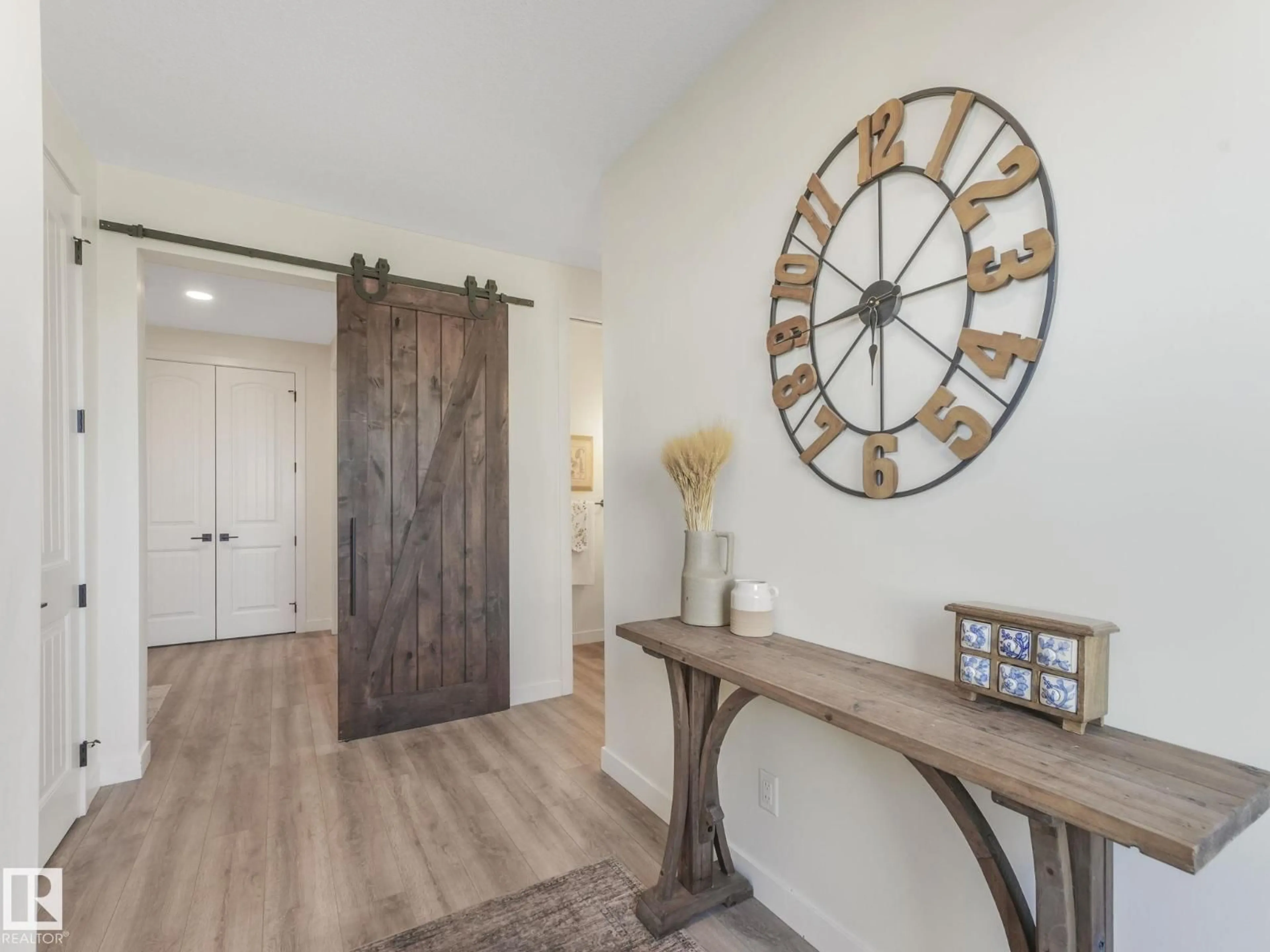 Indoor entryway for 6613 62 AV, Beaumont Alberta T4X0J3