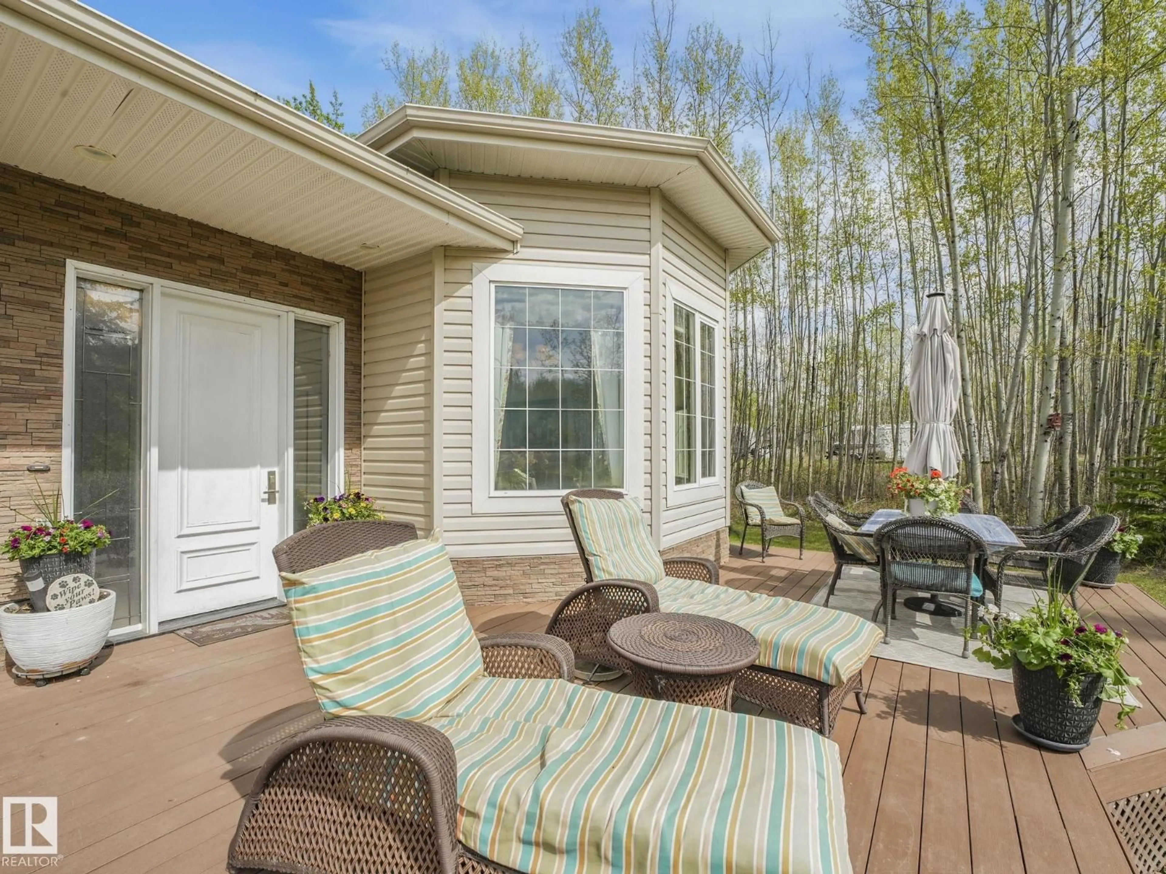 Patio, water/lake/river/ocean view for 220 462054 RGE ROAD 11, Rural Wetaskiwin County Alberta T0C2V0