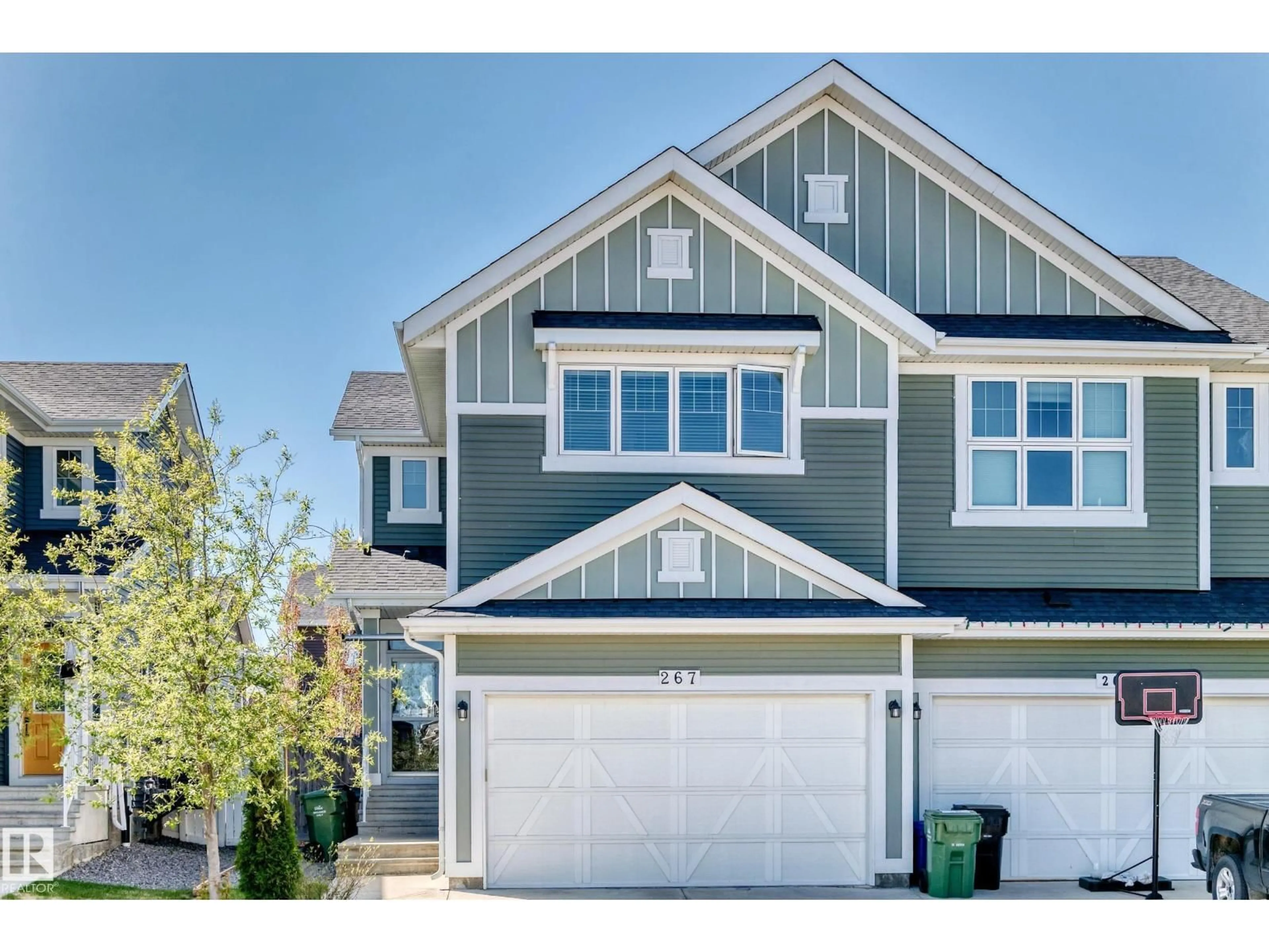 Home with vinyl exterior material, street for 267 STURTZ BN, Leduc Alberta T9E0X4