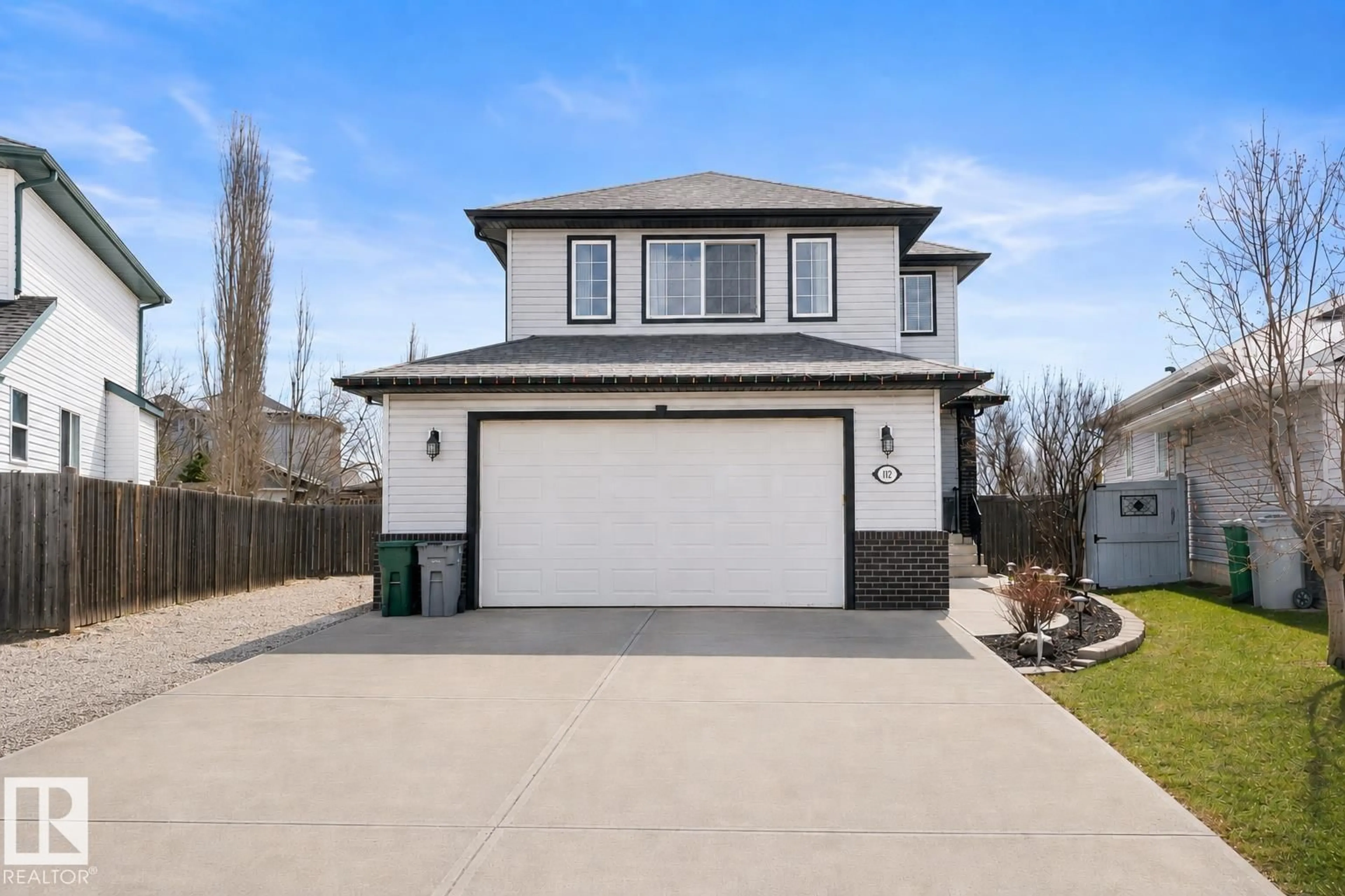 Home with vinyl exterior material, street for 112 LAKELAND PT, Beaumont Alberta T4X0B4