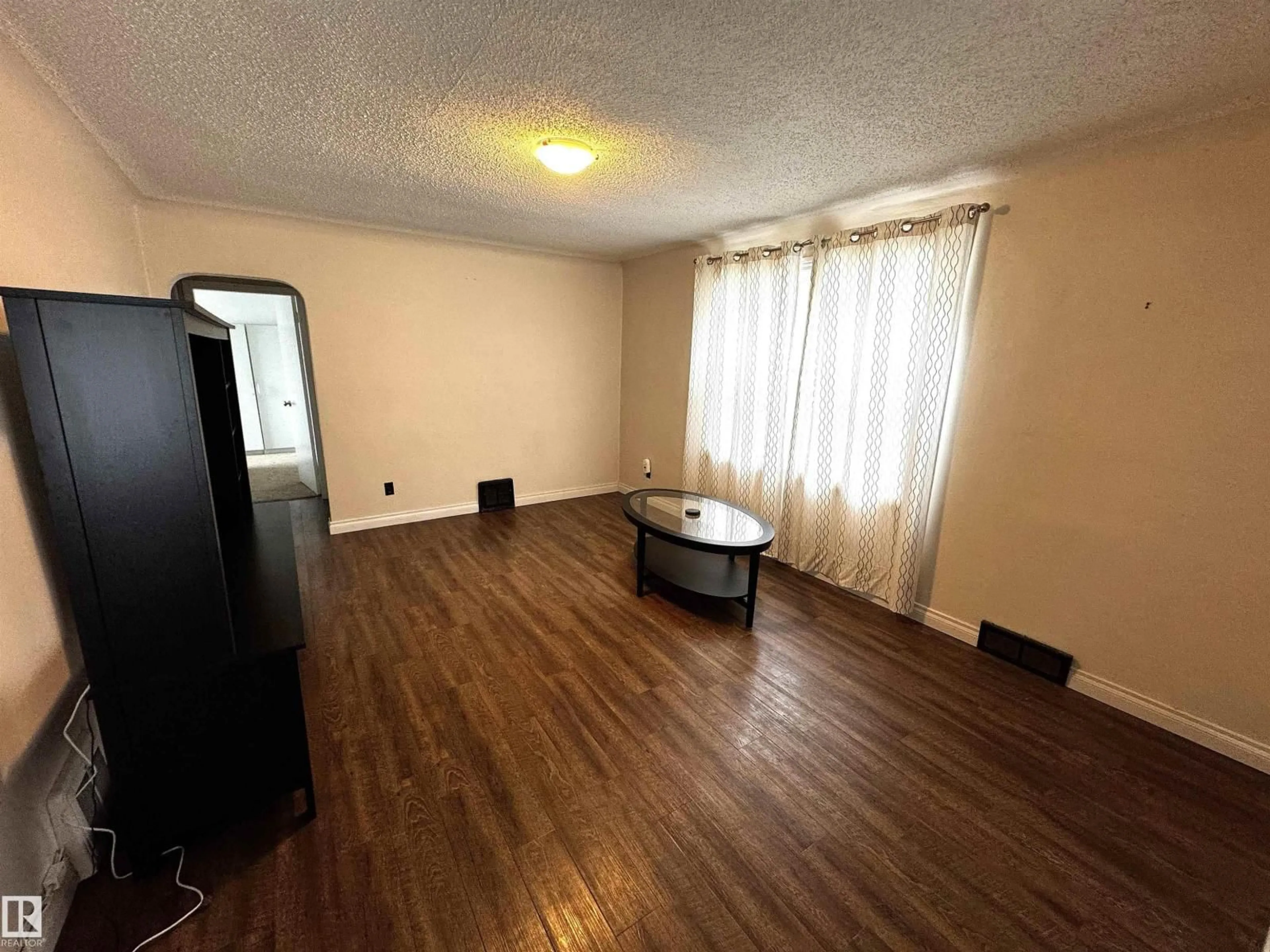 A pic of a room for NW - 9015 91 ST, Edmonton Alberta T6C3N6