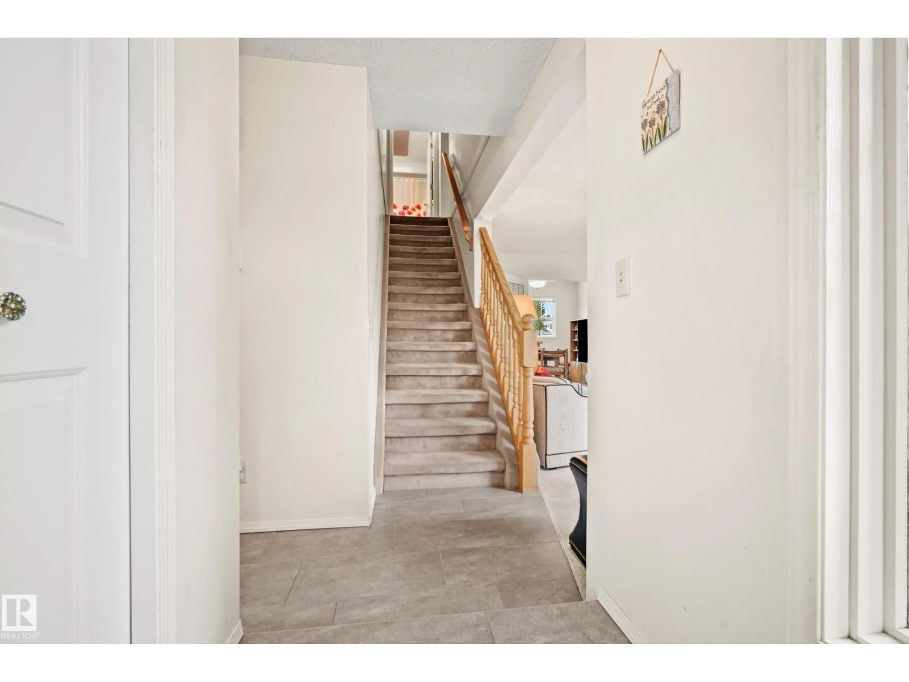 Unknown for 4 WILD ROSE PL, Sherwood Park Alberta T8H1H1