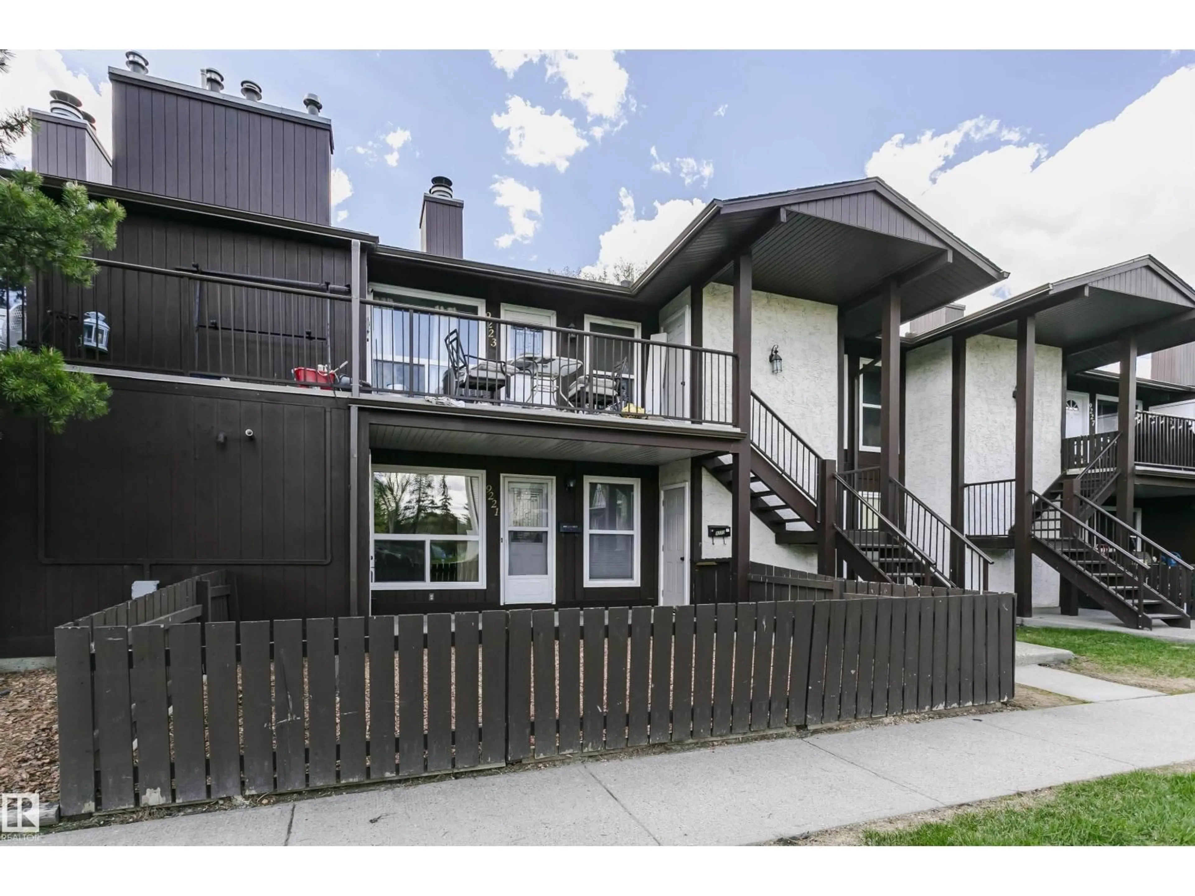 Unknown for NW - 9221 172 ST, Edmonton Alberta T5T3C3