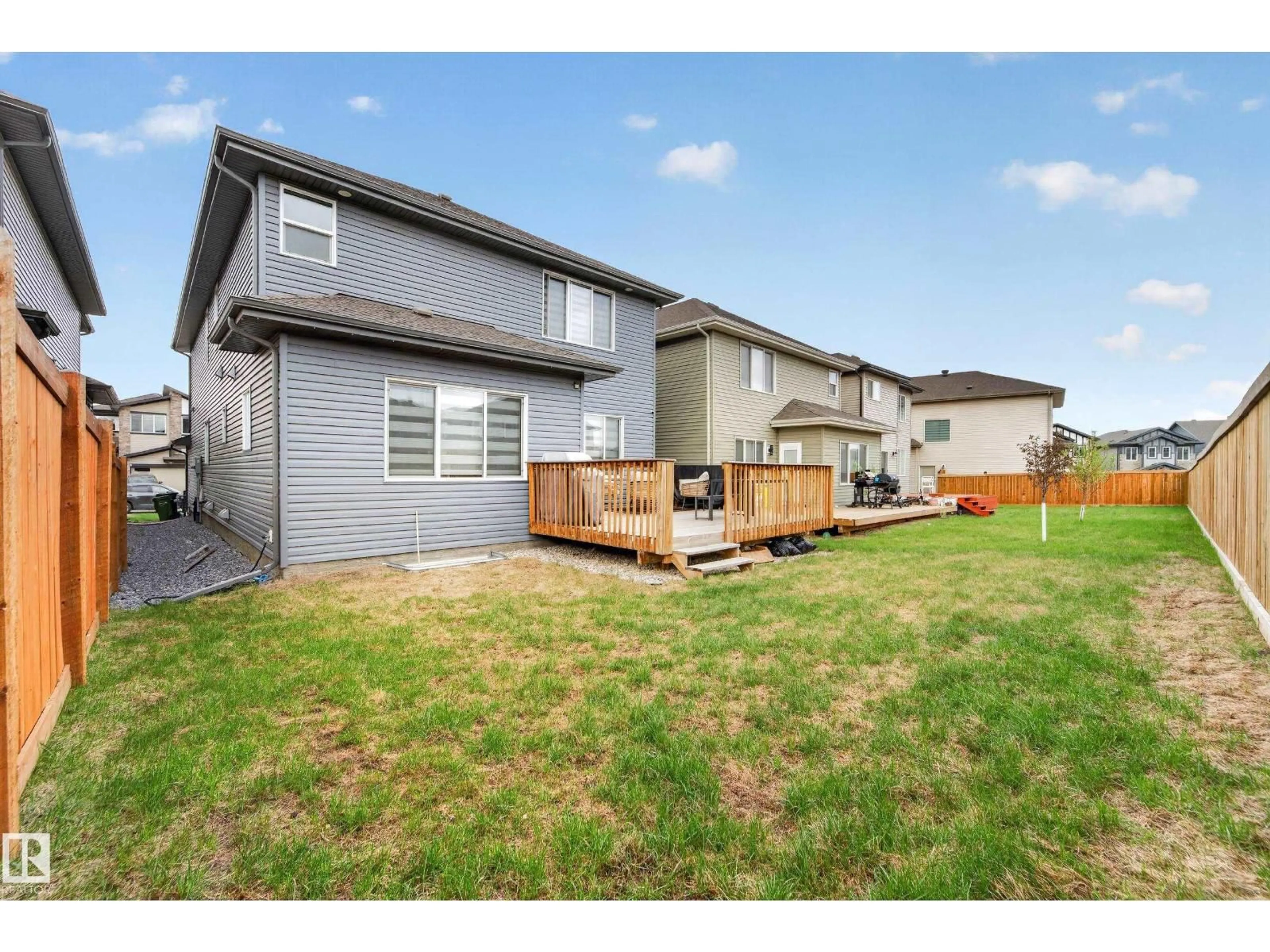 Patio, street for 1231 26 ST, Edmonton Alberta T6T2J9