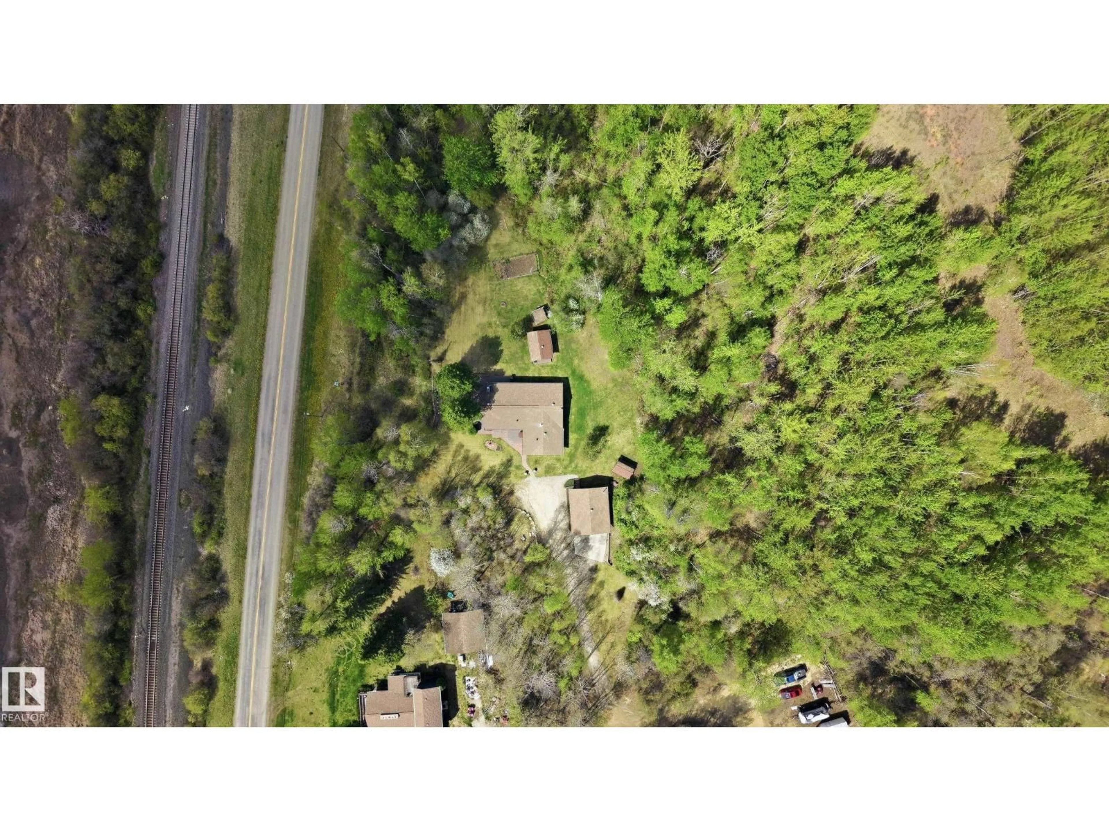 A pic from outside/outdoor area/front of a property/back of a property/a pic from drone, unknown for 4502 A LAKESHORE RD, Wabamun Alberta T0E2K0