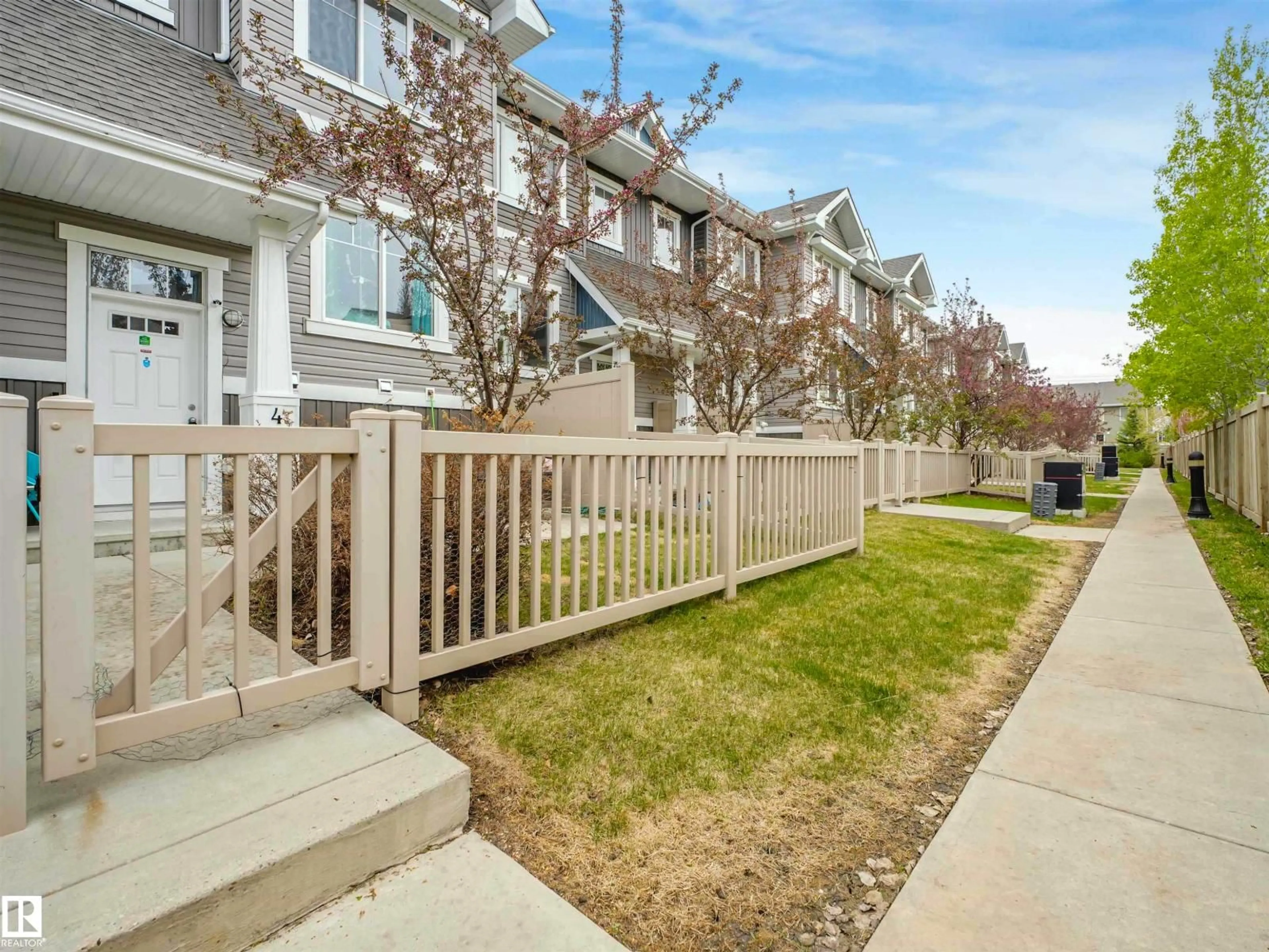 A pic from outside/outdoor area/front of a property/back of a property/a pic from drone, street for #44 - 1140 CHAPPELLE BV, Edmonton Alberta T6W2Z3