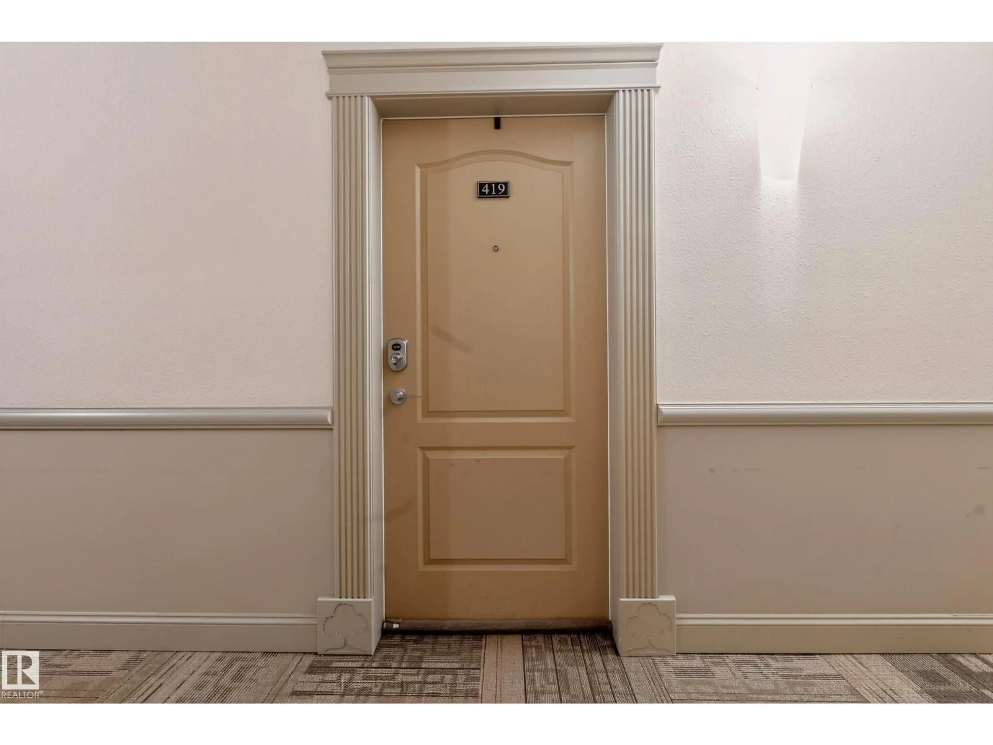 Indoor foyer for #419 - 271 CHARLOTTE WY, Sherwood Park Alberta T8H0N9