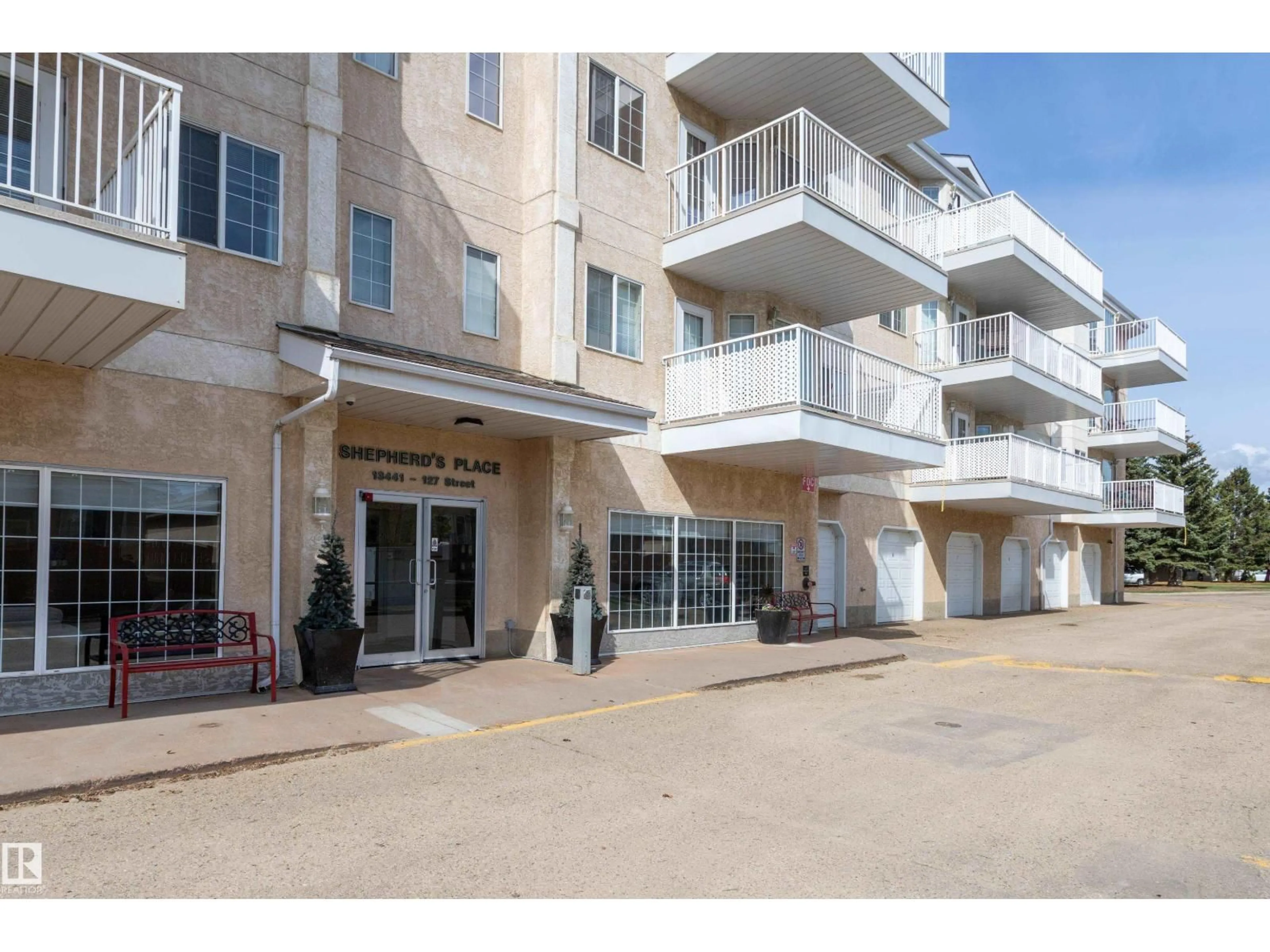 Patio, unknown for #435 - 13441 127 ST, Edmonton Alberta T5L5B6