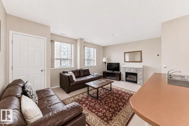 601 9919 105 ST NW, Edmonton 3