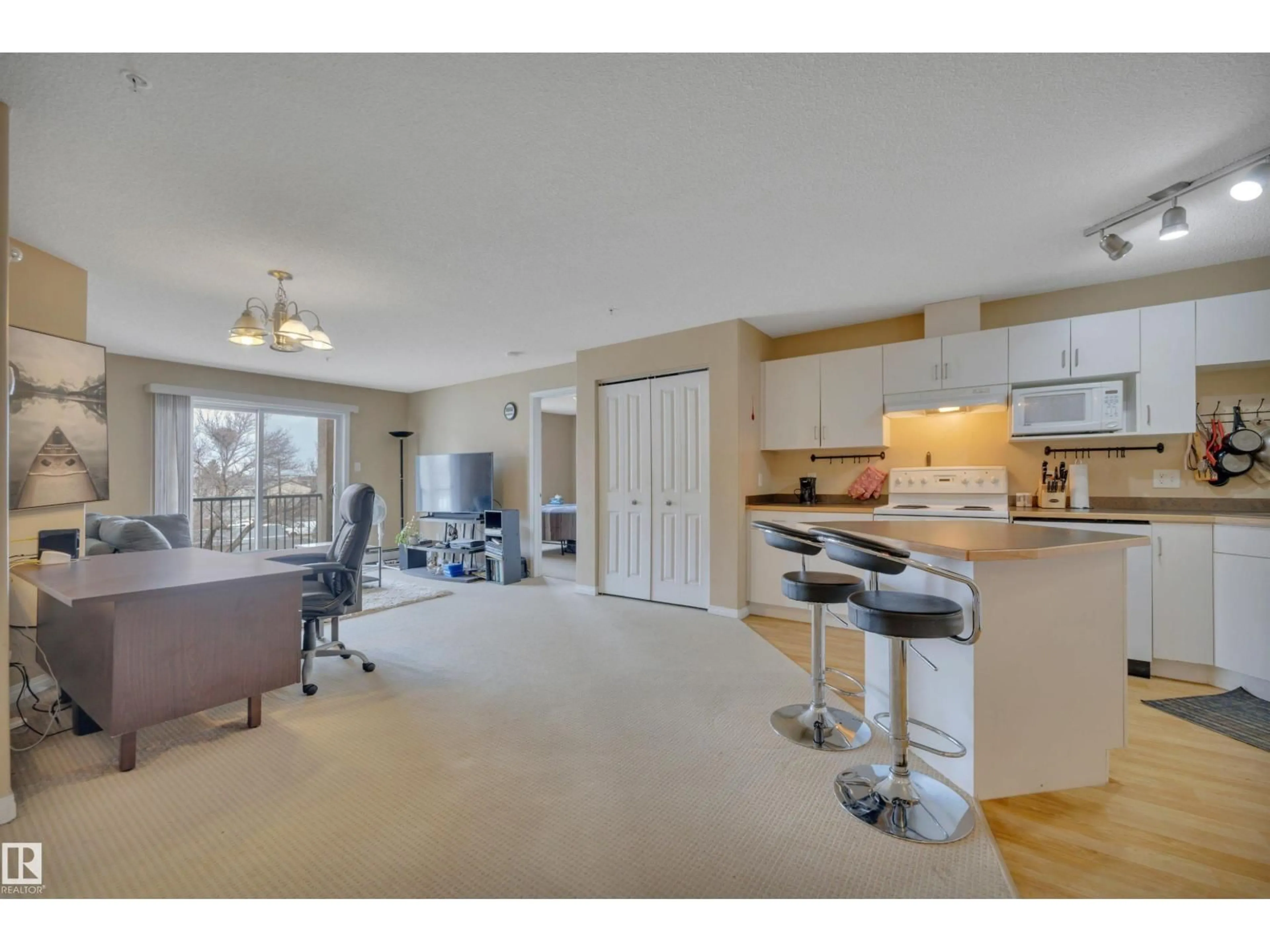 Unknown for #326 - 11325 83 ST, Edmonton Alberta T5B4W5