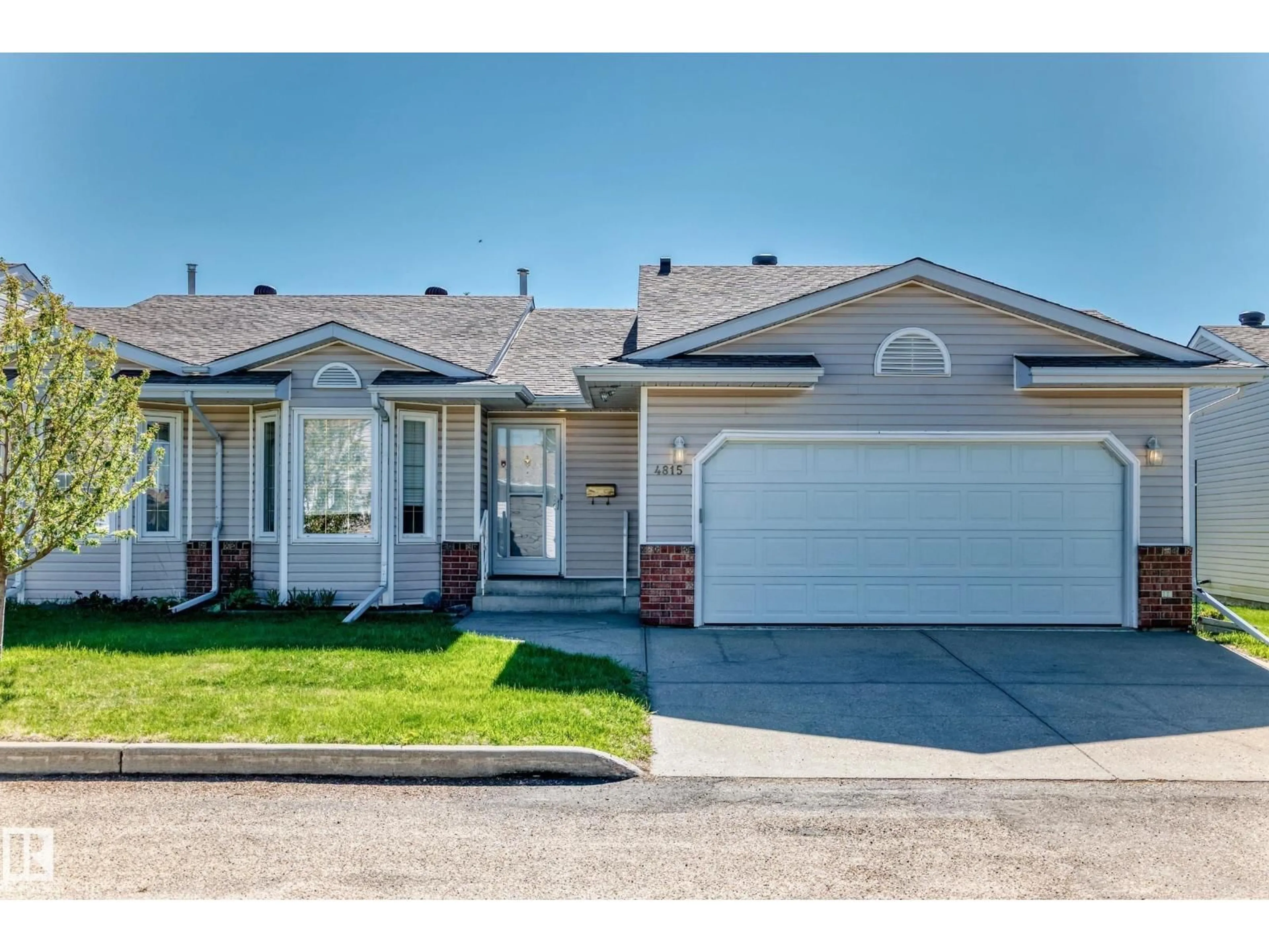 Unknown for 4815 32 AV, Edmonton Alberta T6L4Y7