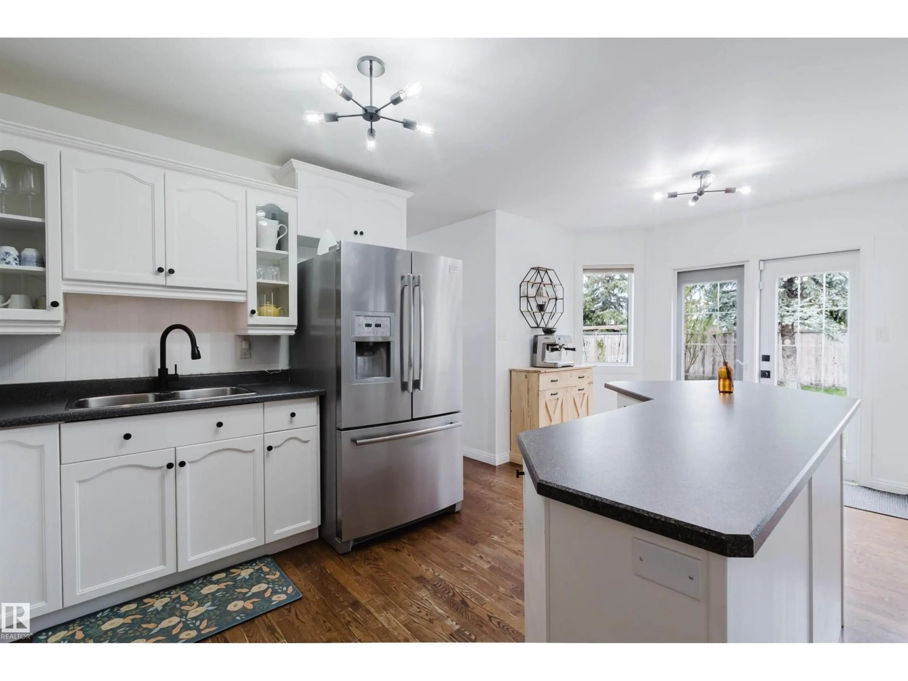 Unknown for 18 HUNTER CT, Sherwood Park Alberta T8A5C5