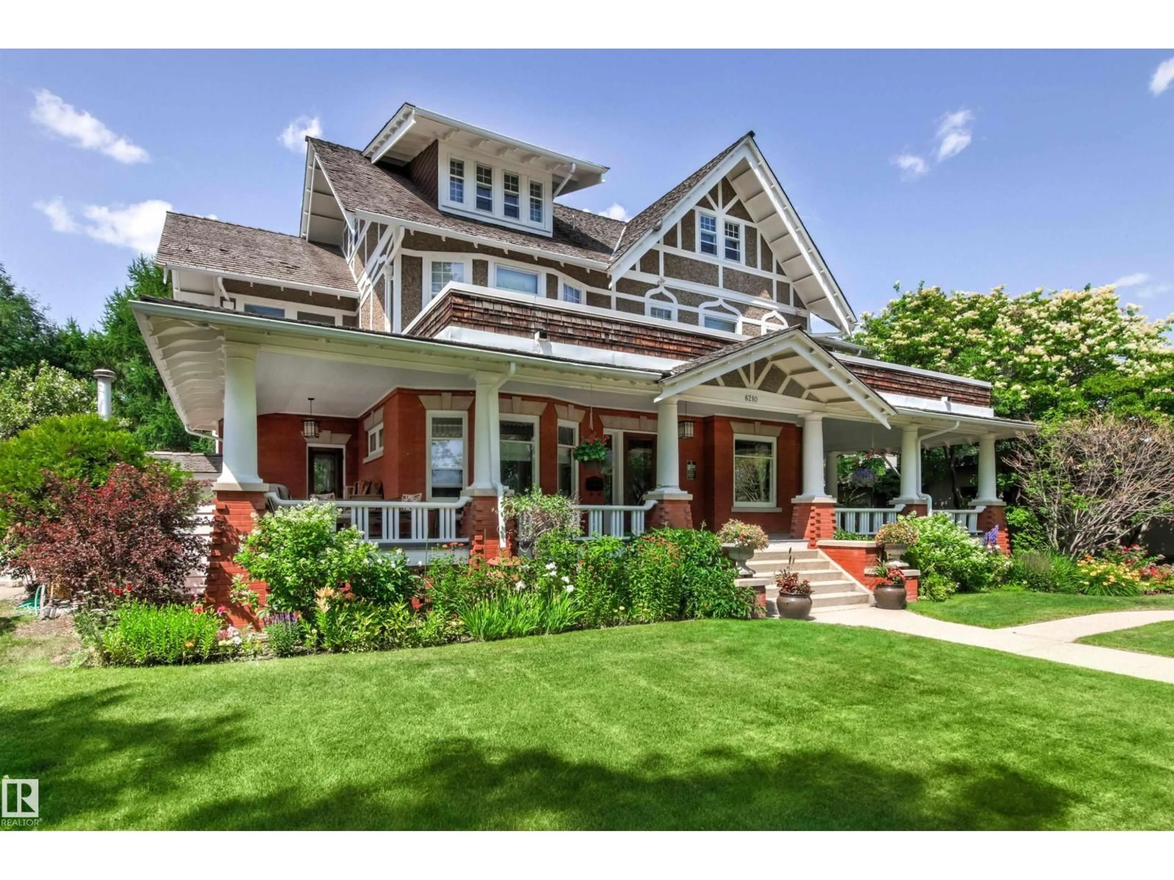 Home with brick exterior material, unknown for 6210 ADA BV, Edmonton Alberta T5W4P1