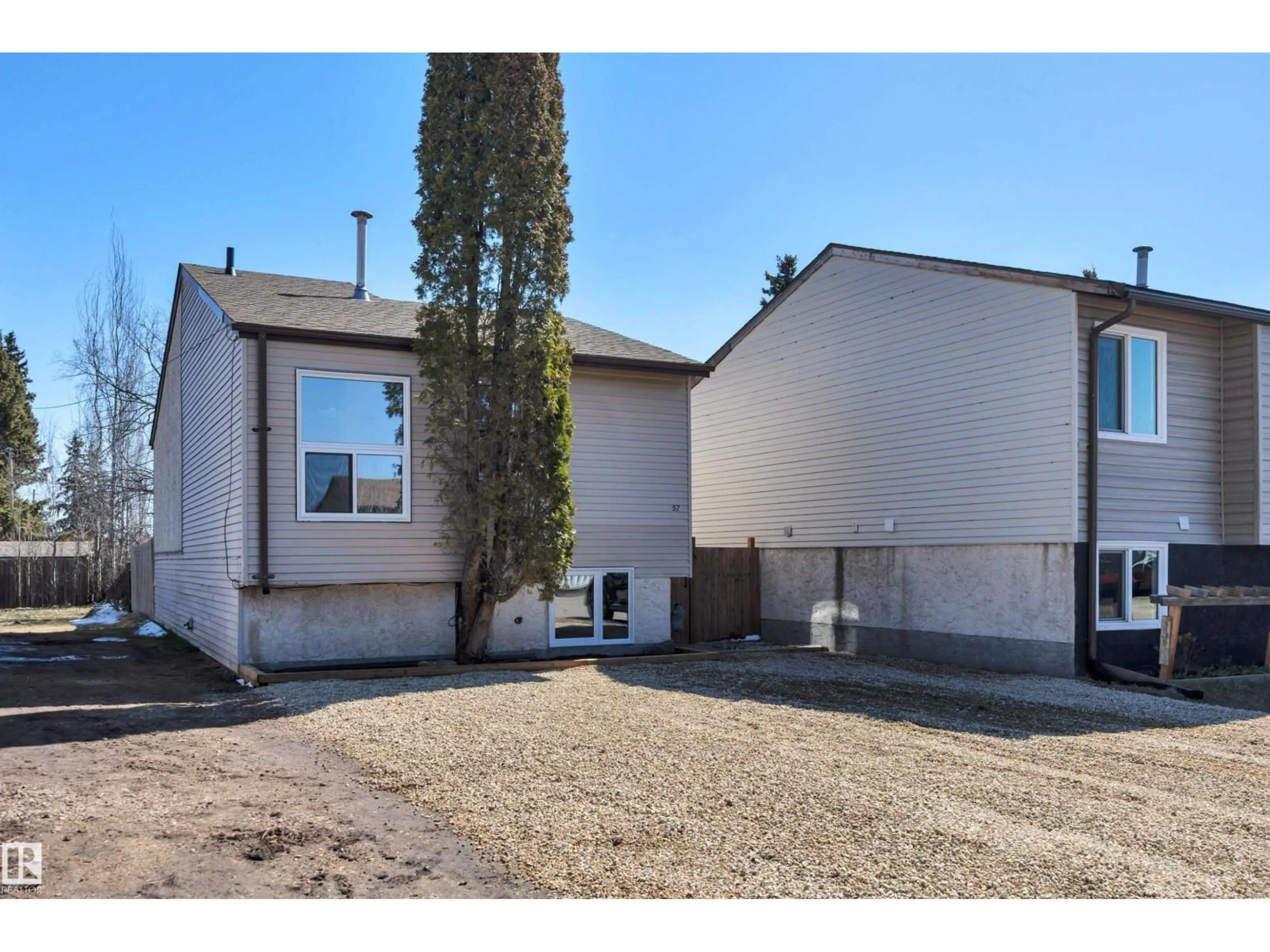 Unknown for 52 PIPESTONE DR, Devon Alberta T9G1T3