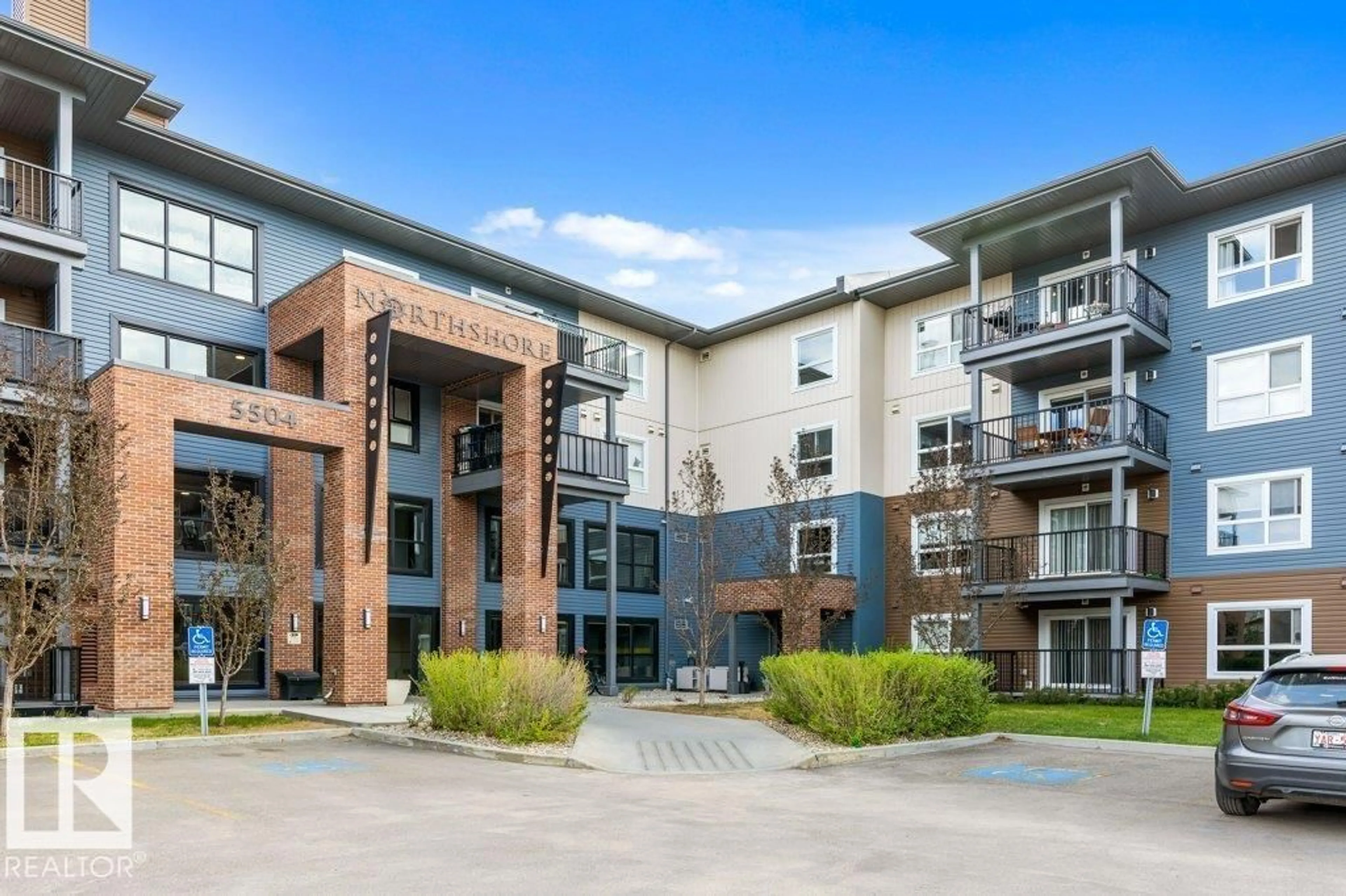Patio, unknown for 5504 - 430 SCHONSEE DR, Edmonton Alberta T8N2Y4