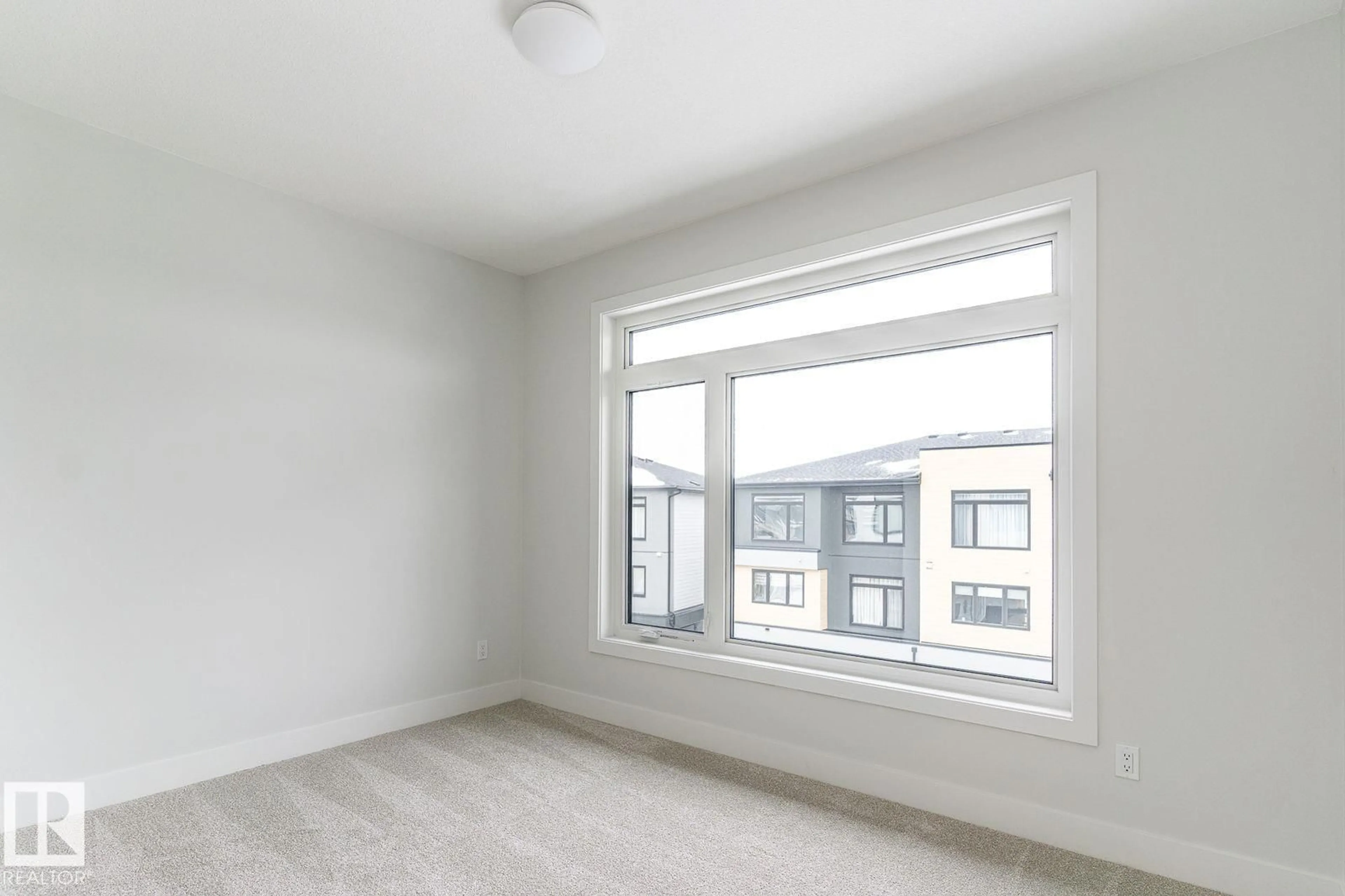 A pic of a room for 7121 - 53 MAY CR, Edmonton Alberta T6R0X2