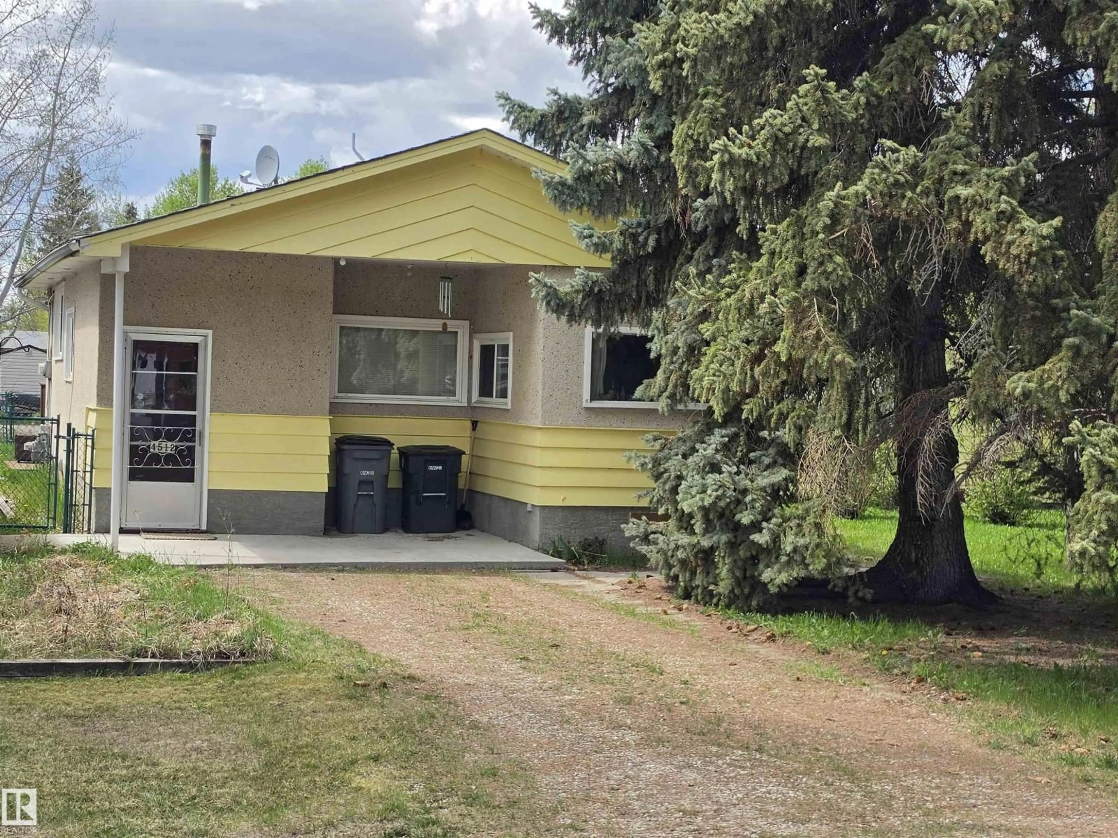 Unknown for 4512 45 AV, Rural Lac Ste. Anne County Alberta T0E0A0