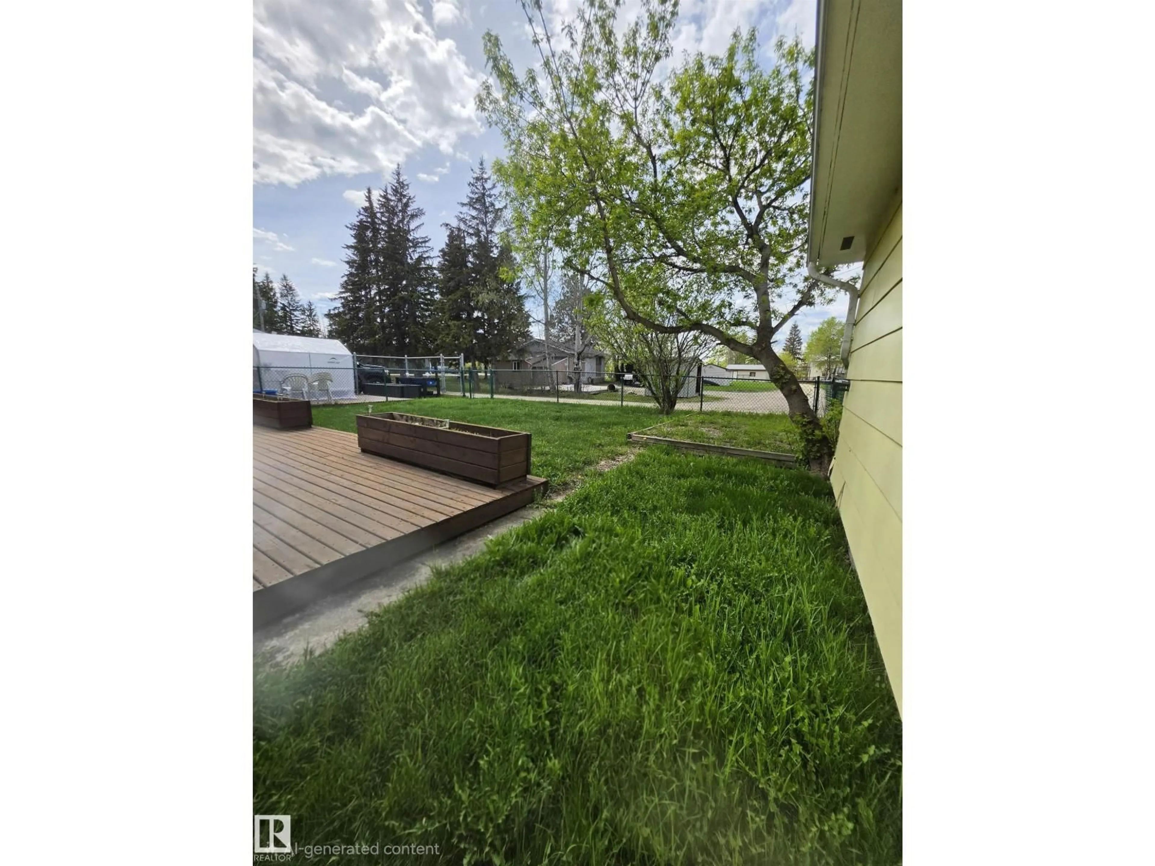 Patio, unknown for 4512 45 AV, Rural Lac Ste. Anne County Alberta T0E0A0