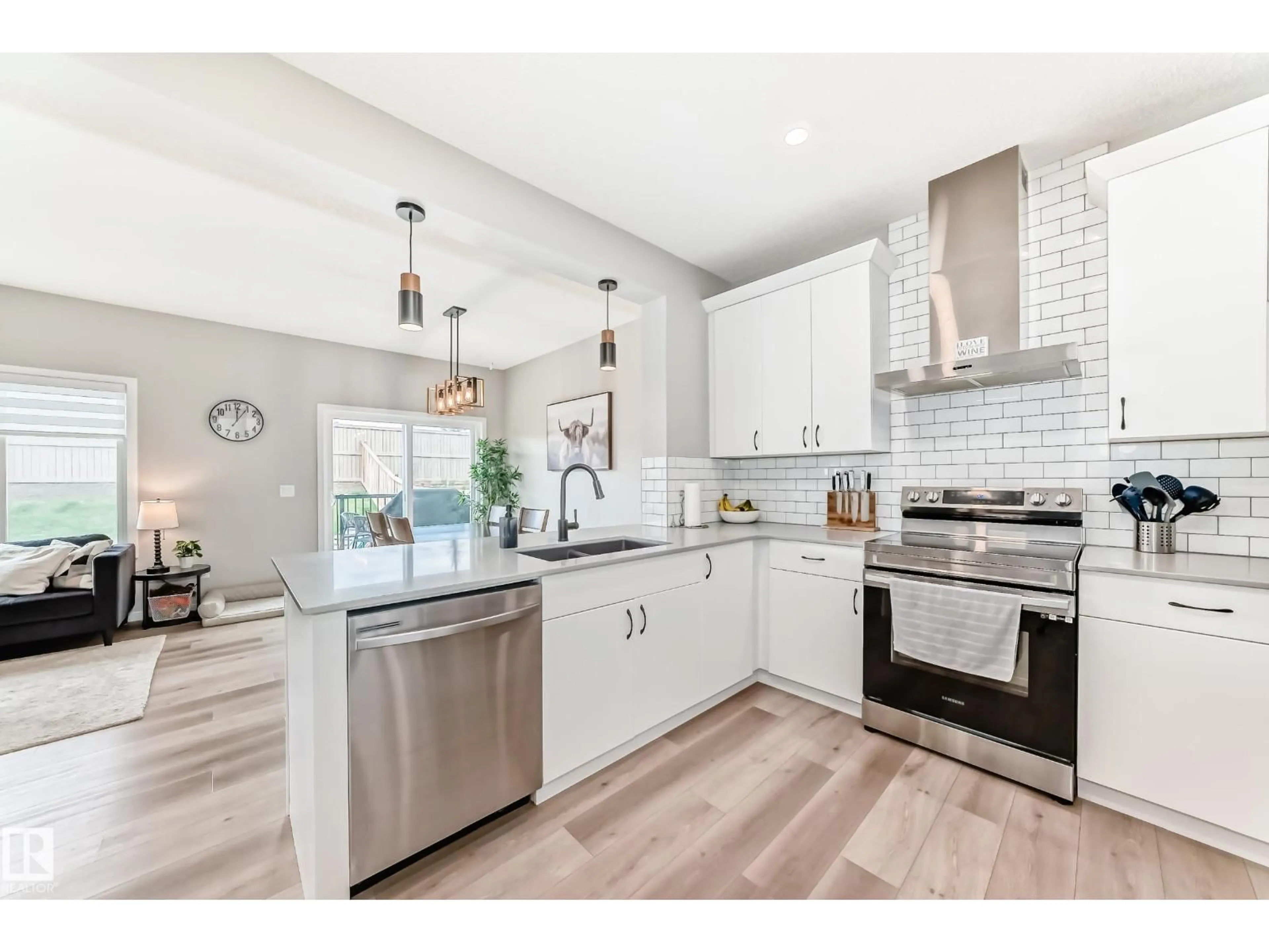 Open concept kitchen, unknown for 22566 99A AV, Edmonton Alberta T5T3M8