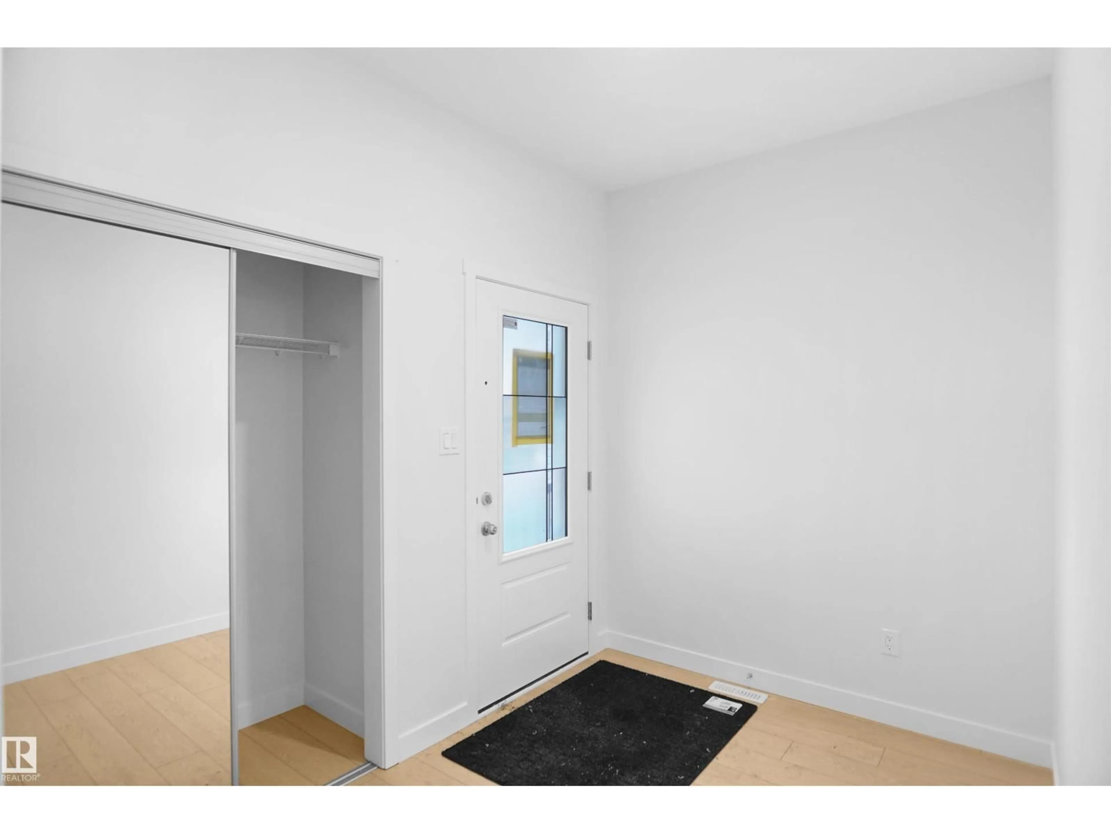 Unknown for 6343 175 AV, Edmonton Alberta T5Y4B7