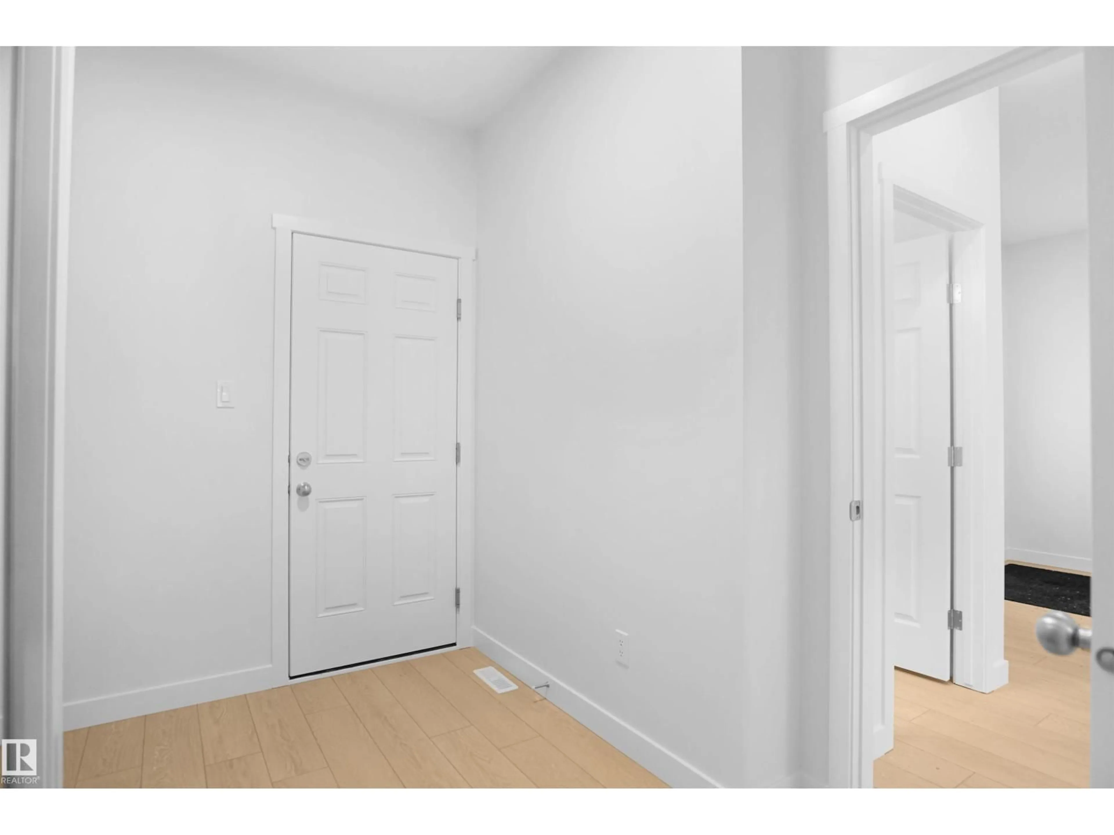 Indoor entryway for 6343 175 AV, Edmonton Alberta T5Y4B7